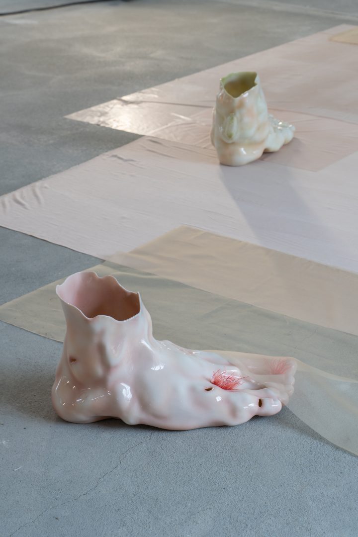 X Pinky, Installation shot, 2021, Photo: © Marc Feigmann