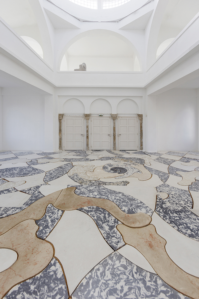 Zuzanna Czebatul, Vortex (New Day Coming), 2020. Concrete and pigment, 12 x 10 m. View of the exhibition The Singing Dunes of Zuzanna Czebatul, CAC-La synagogue de Delme, 2020. Photo: OH Dancy.