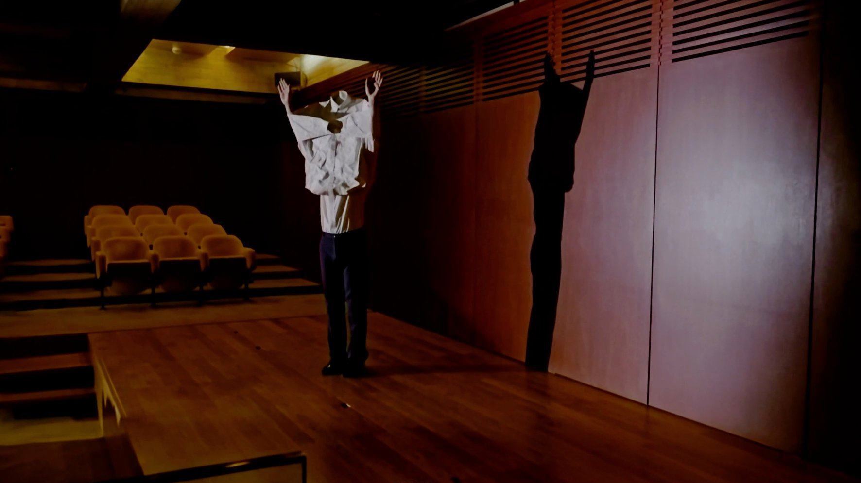 Emily Wardill, I gave my love a cherry that had no stone, 2016 digital video 9 min, 2/5 + 2 AP