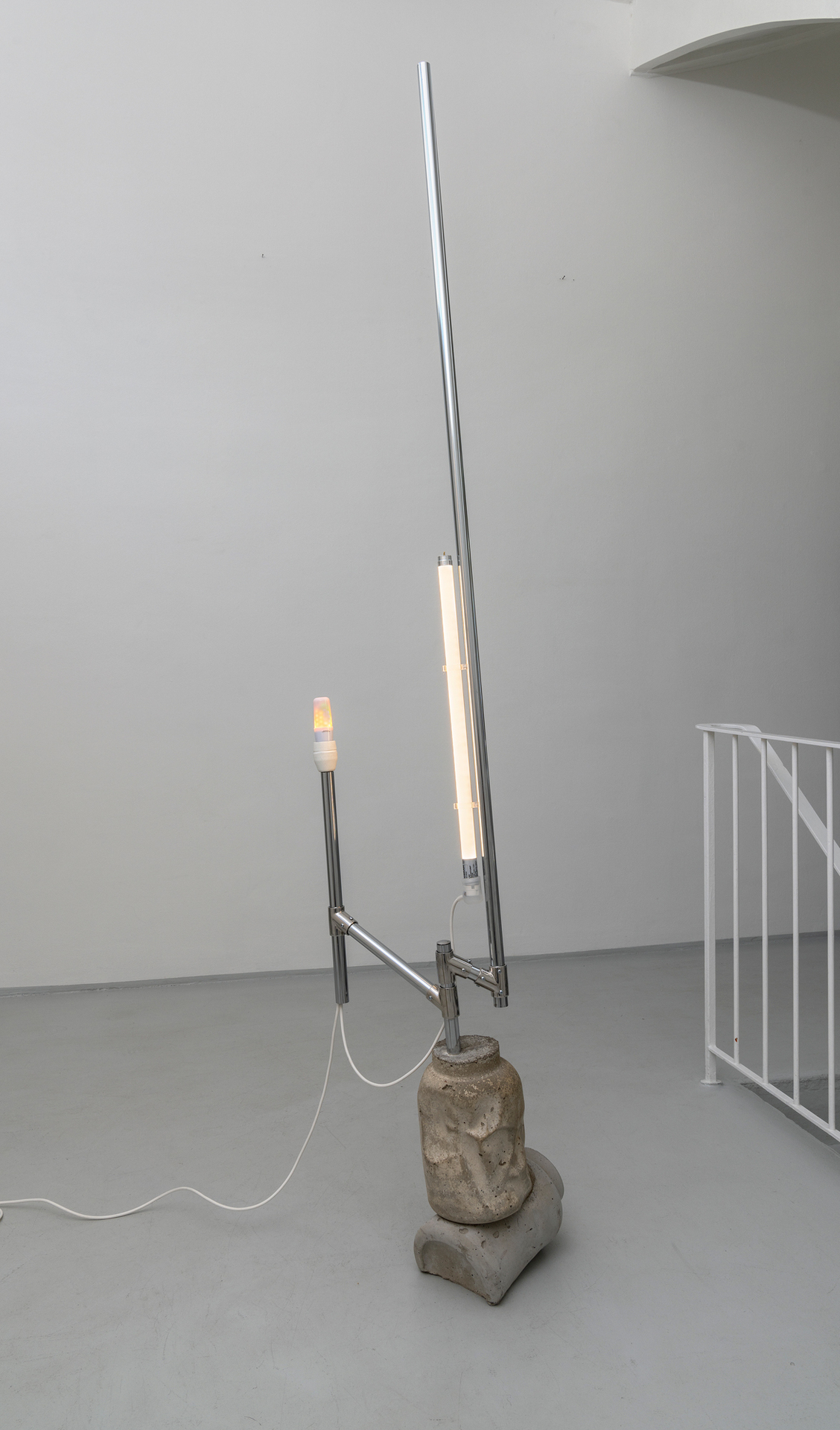 Felix Kultau, Can Holder, 2020, concrete, metal, LEDs, 230 x 50 x 15 cm