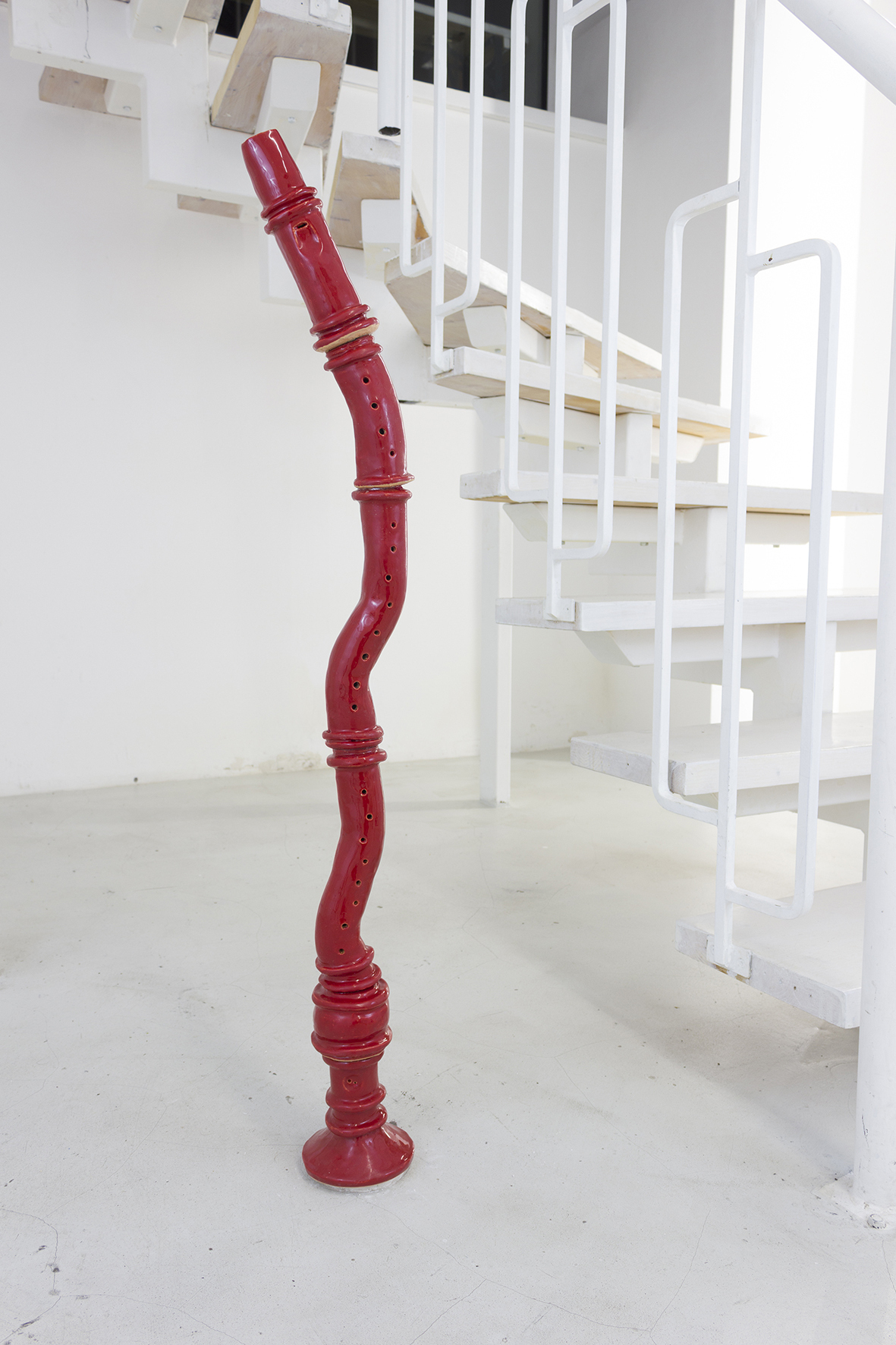 Susanne Schmitt, Flutes,2020, glazed ceramic, variable dimensions