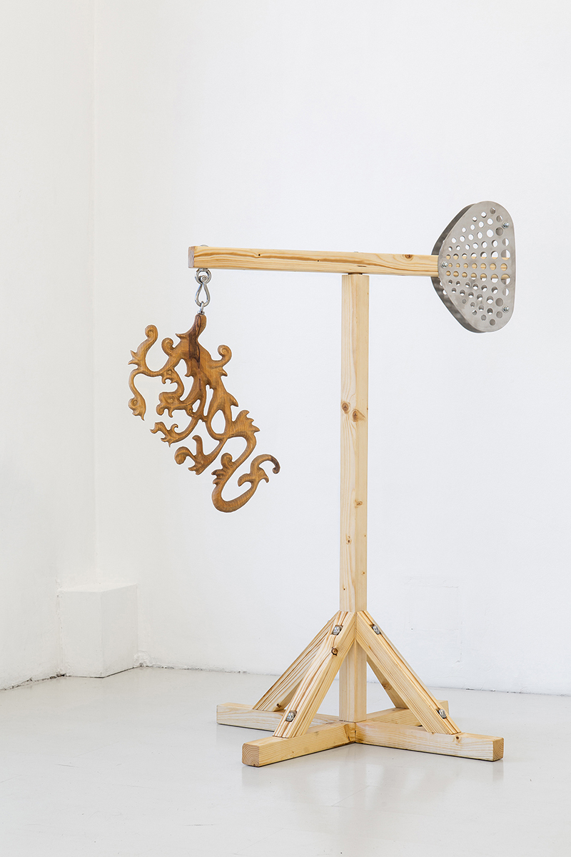 Peter Andreas Sandberg, I’m Gonna Live Like a Freelance Fiend, 2020 (Wood and steel, 86 x 65 x 117 cm).