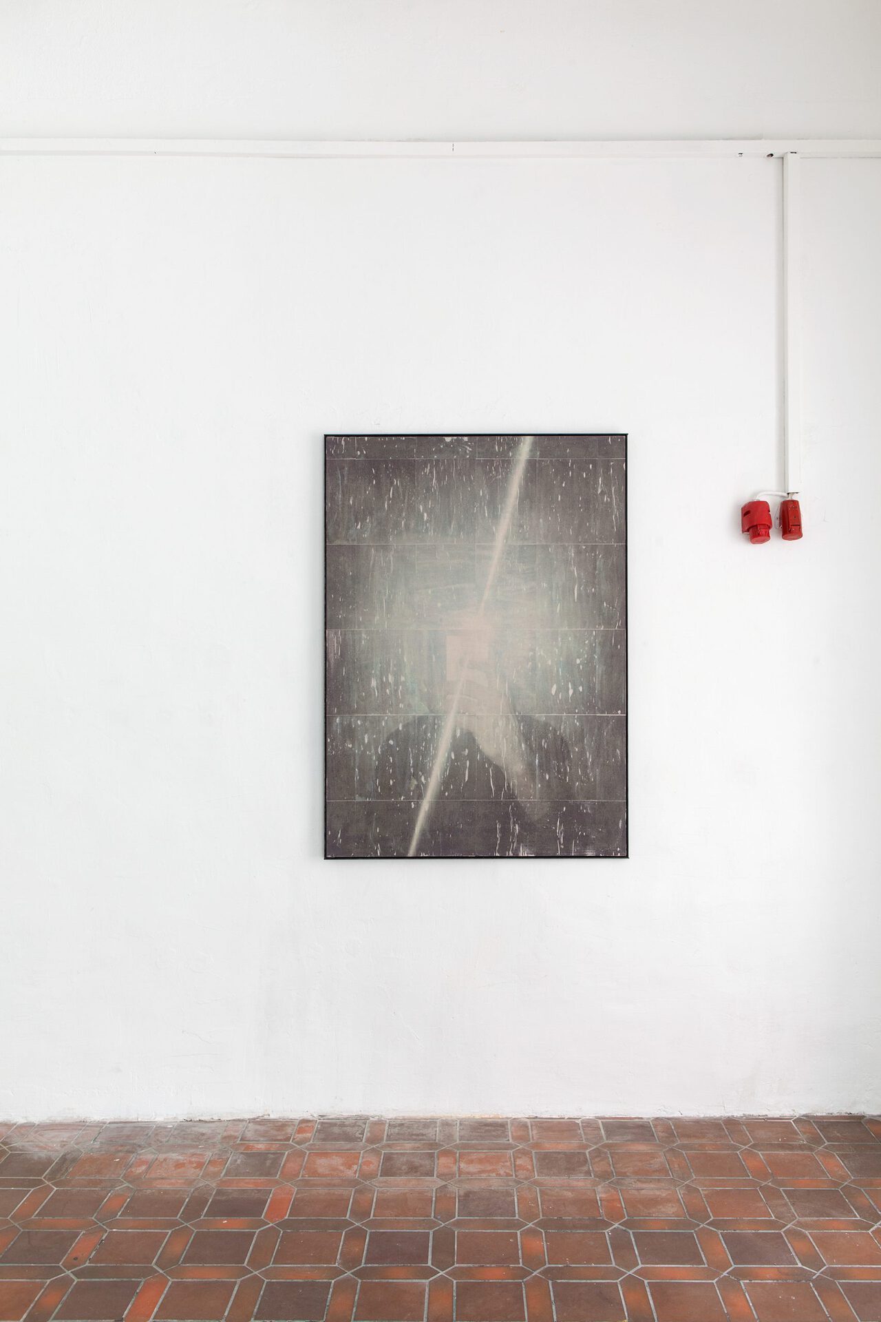Lukas Matuschek, untitled exposure, 2020, epson t664 inc on canvas, steel, 150 x 110 cm