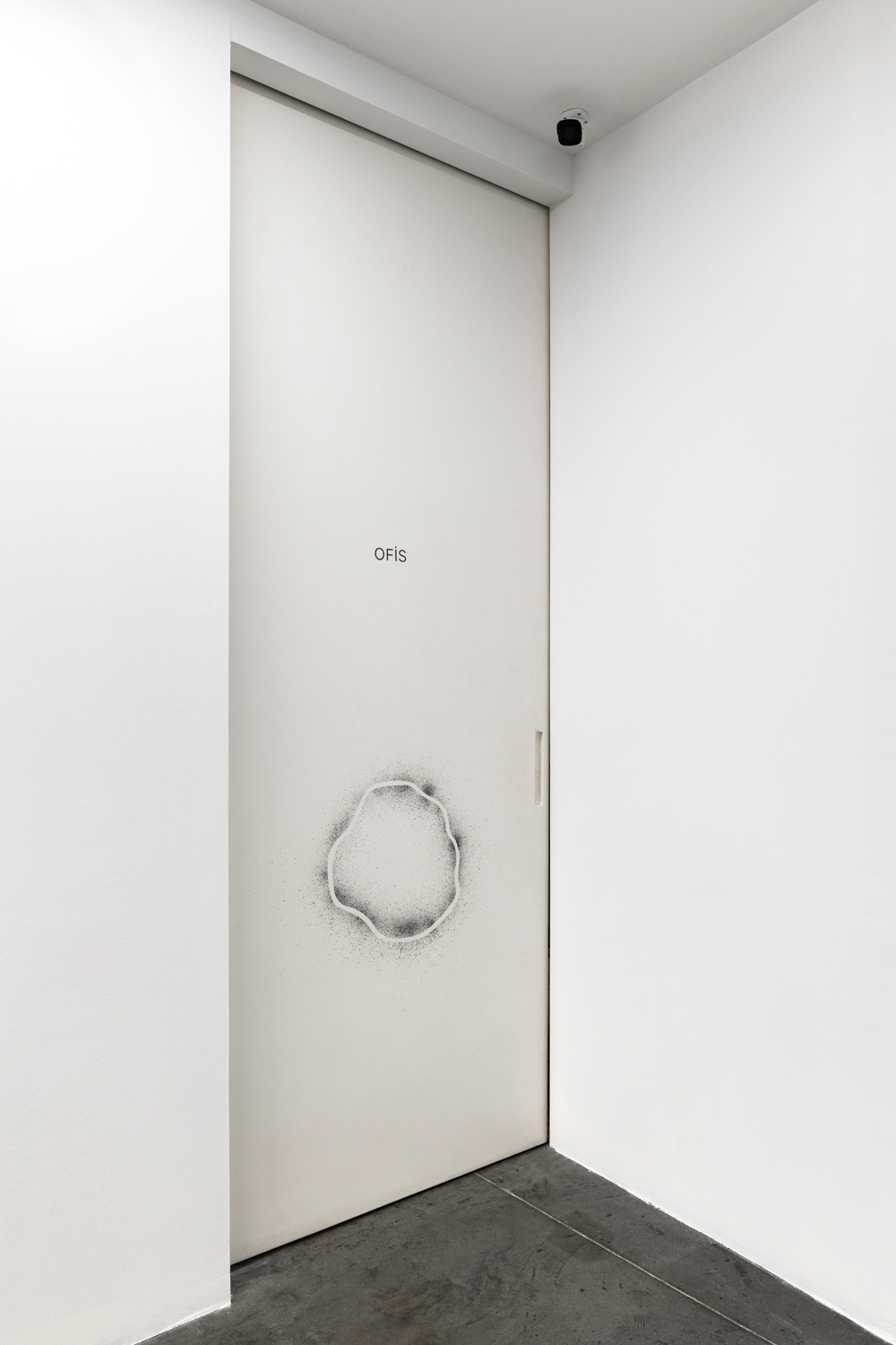 Berkay Tuncay, Human, how strange, so vulgar, such a masterpiece and yet so primitive, Install Shot