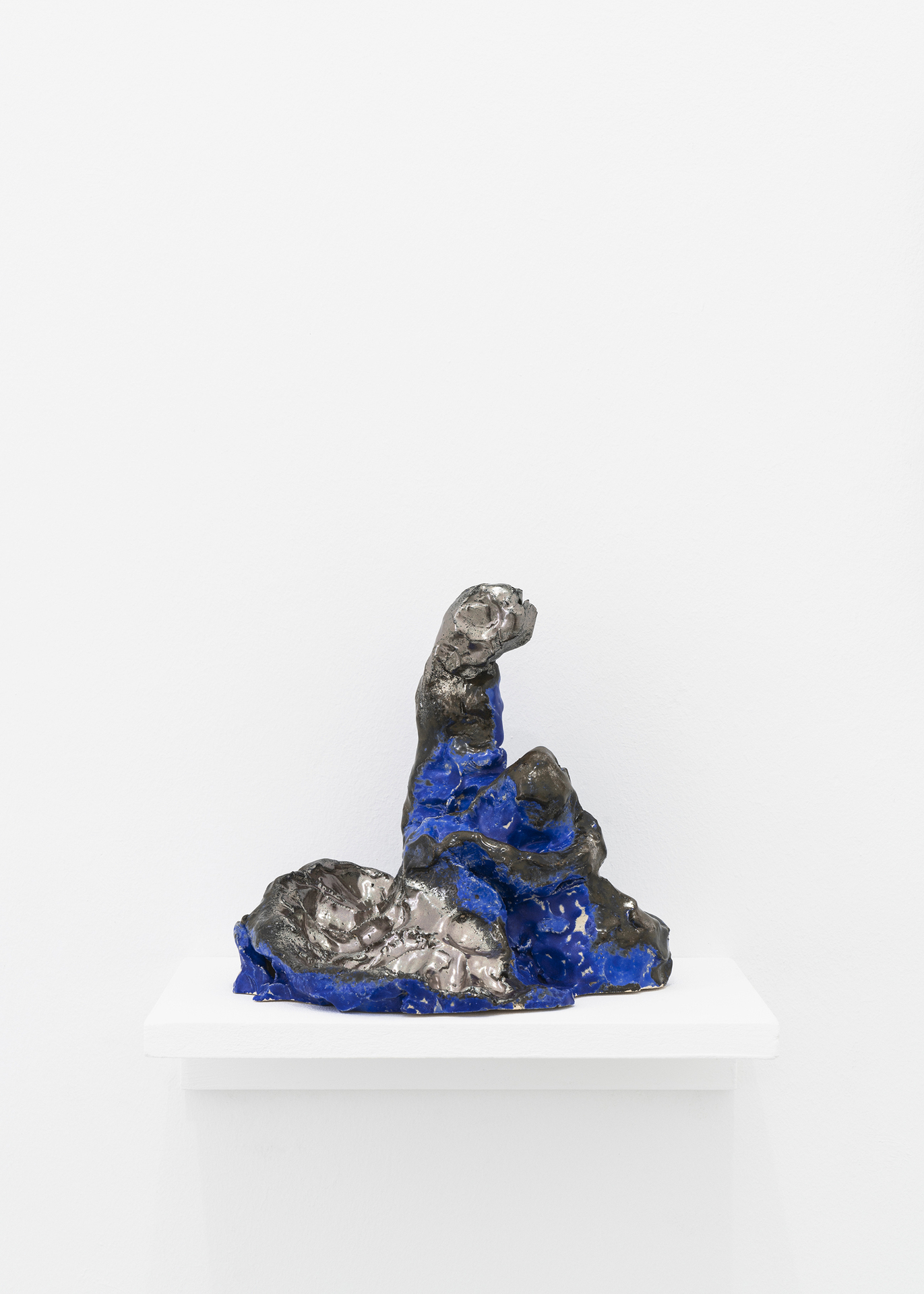 Christian Theiß, "untitled", ceramics, ca. 20 x 22 x 14 cm, 2020