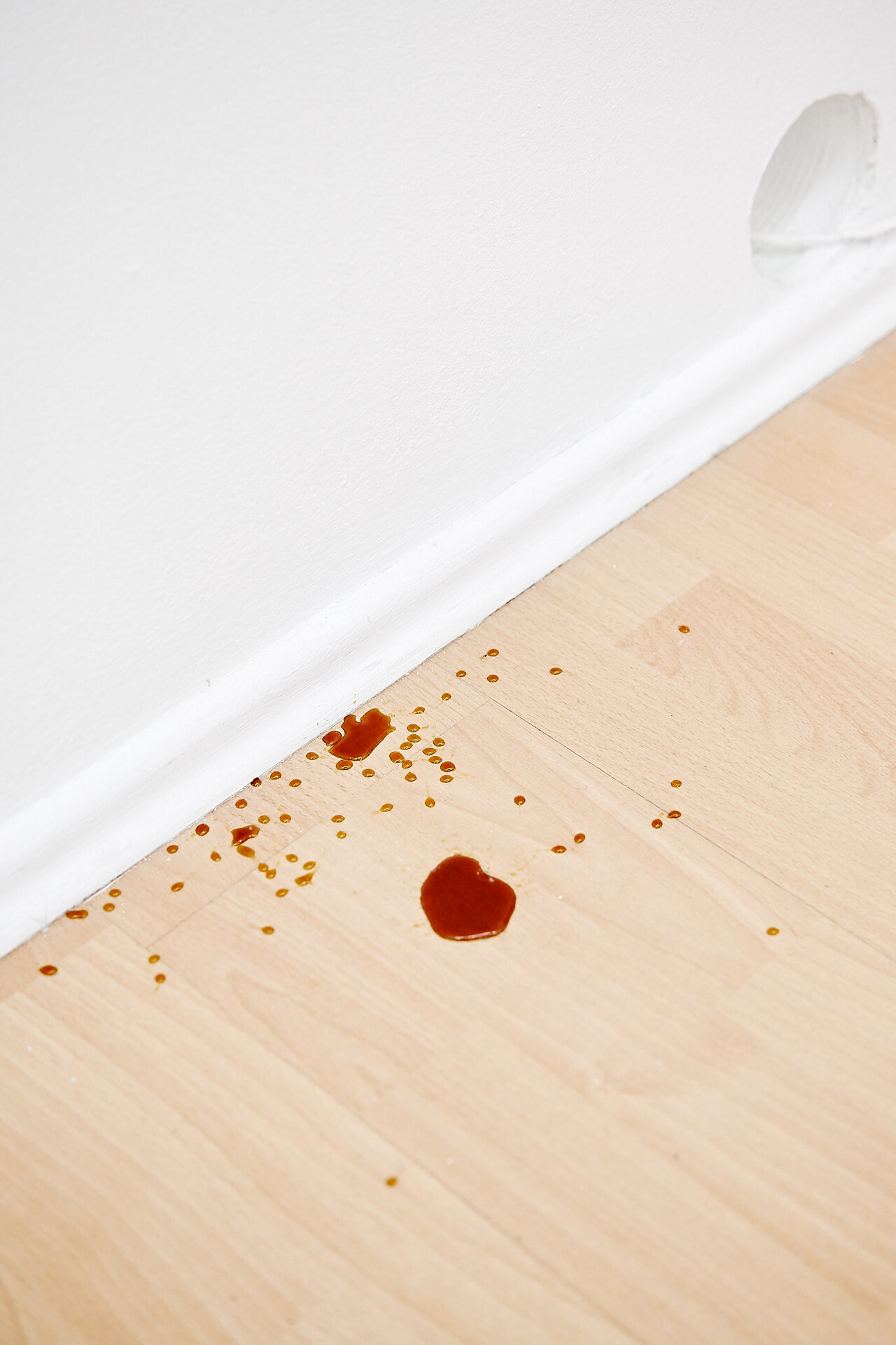 Helin Alas, Traumhaus, erste Visualisierung (Entstanden im Workshop von Alex Wissel), 2020, 10 x 13 x 7,5 cm, caramel