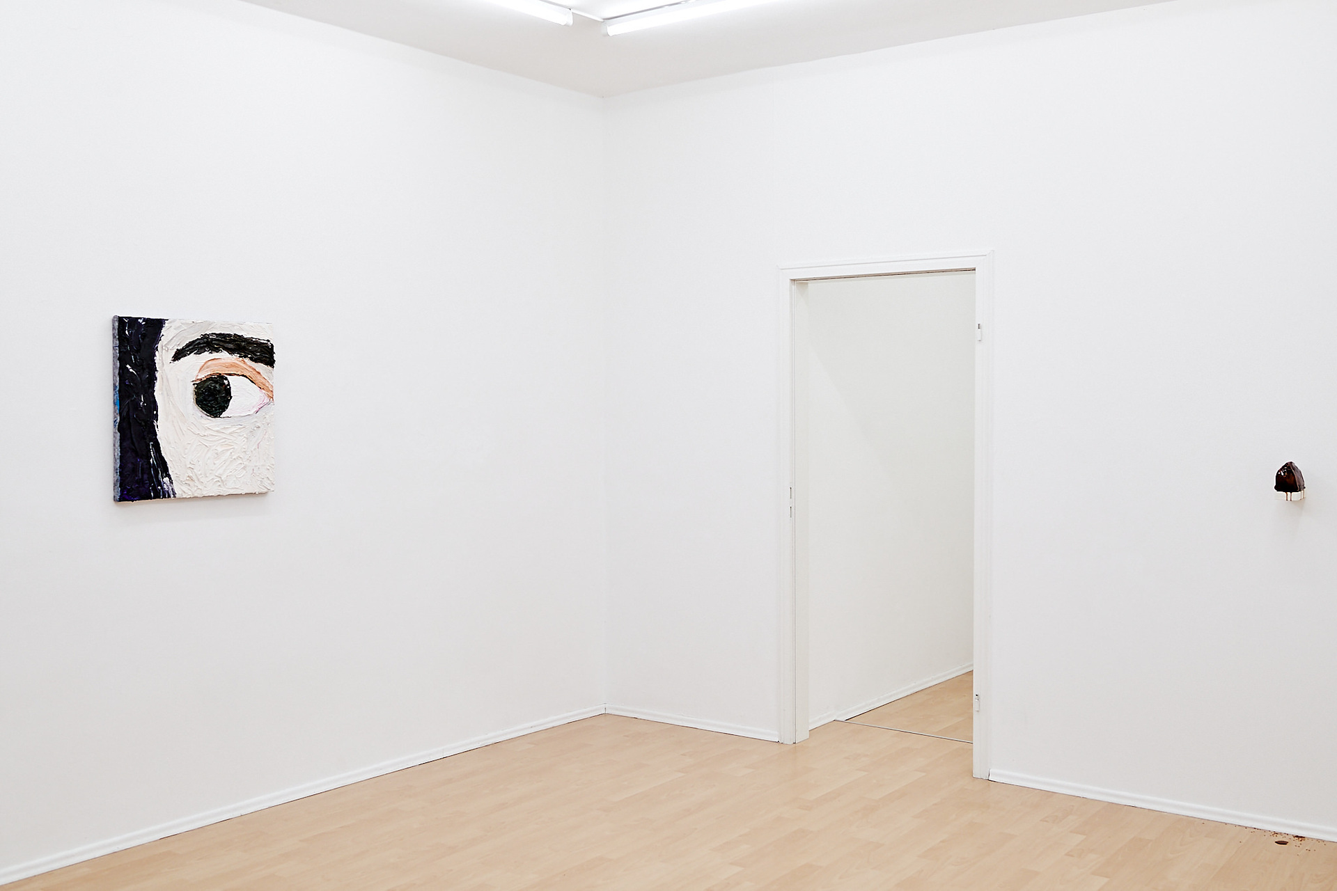 Helin Alas, Friends Objects, installation view, Loggia, Munich