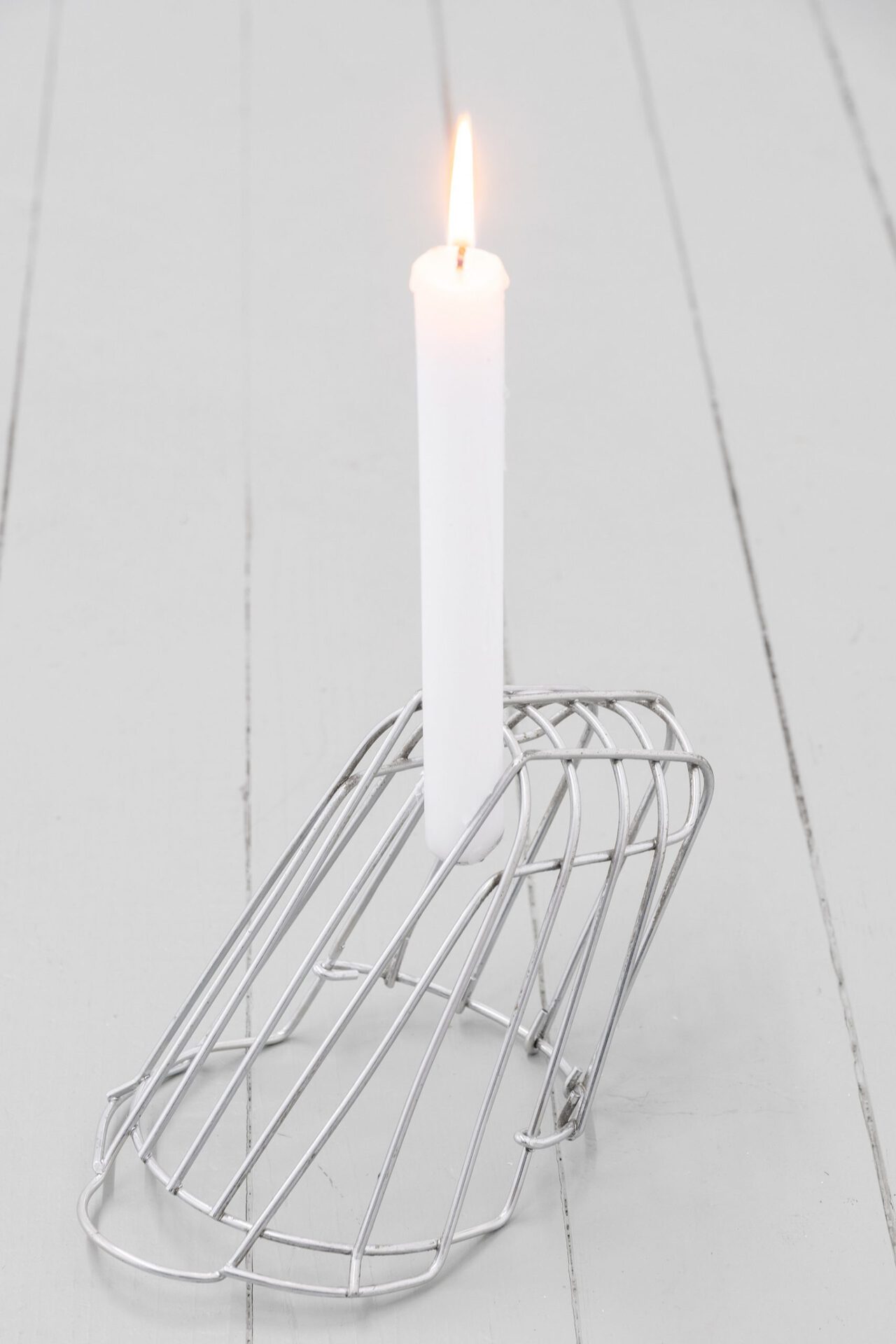 Nazim Ünal Yilmaz: Untitled, Metal and candle, 14 x 10 x 20 cm
