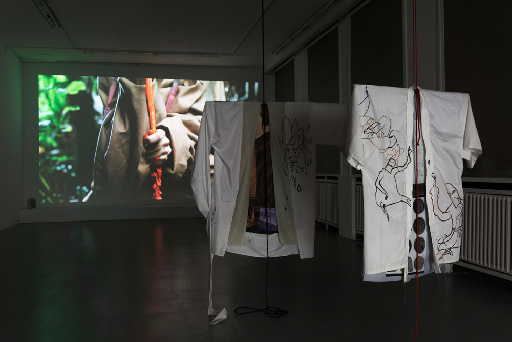 Ani Schulze, Flint House Lizard, installation view, photo: Angelika Zinzow