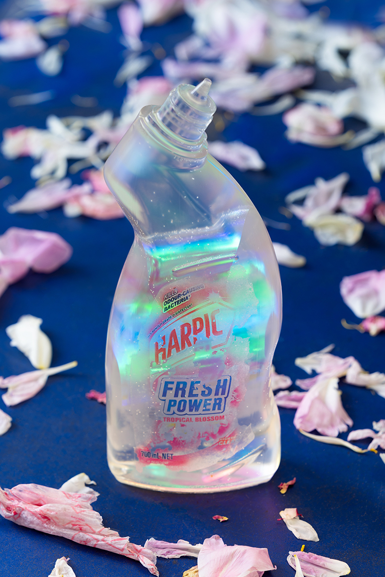 Rune Bering + Kevin Josias, Harpic Fresh Tropical Blossom, 2020