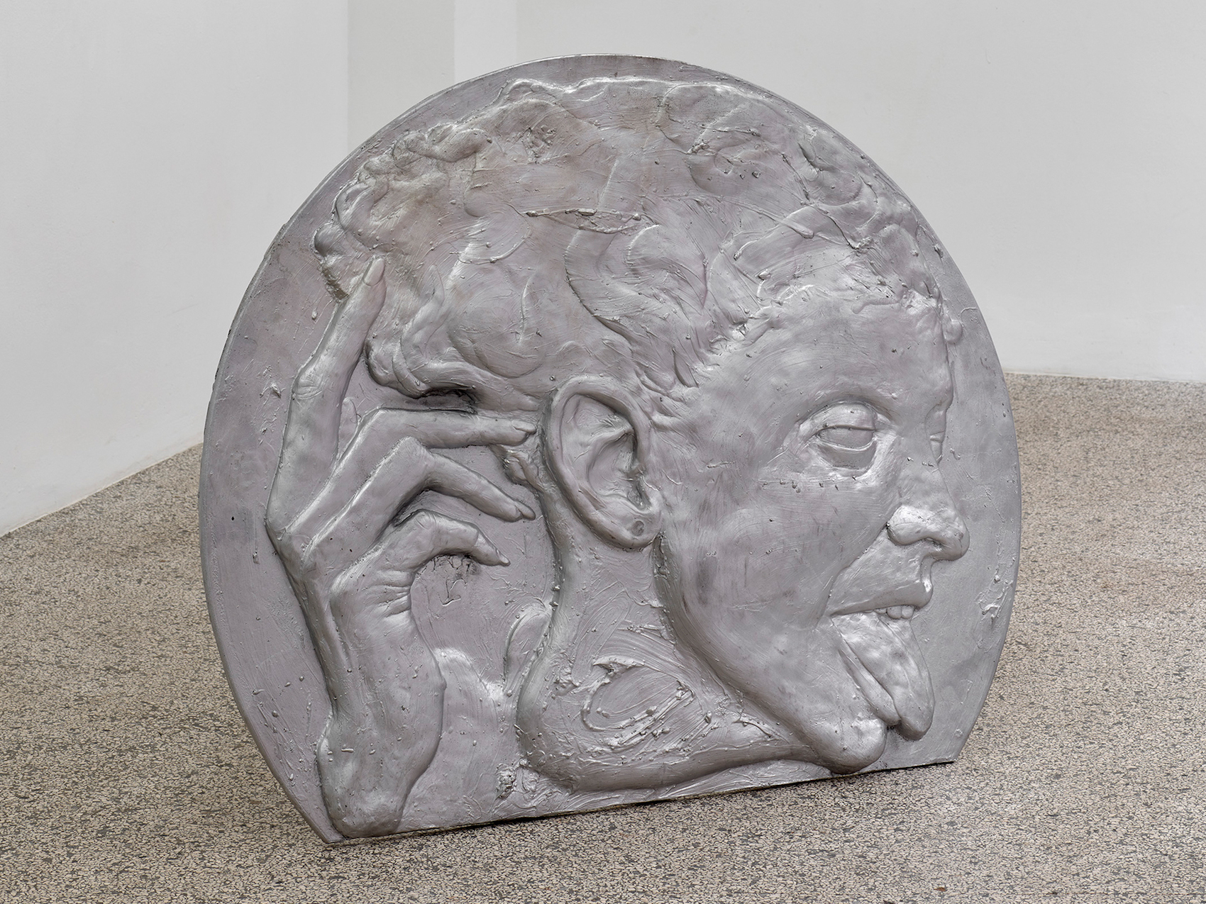 Lukas Schmenger, untitled(frenetic youth), 2018, aluminum cast,119x96x25 cm