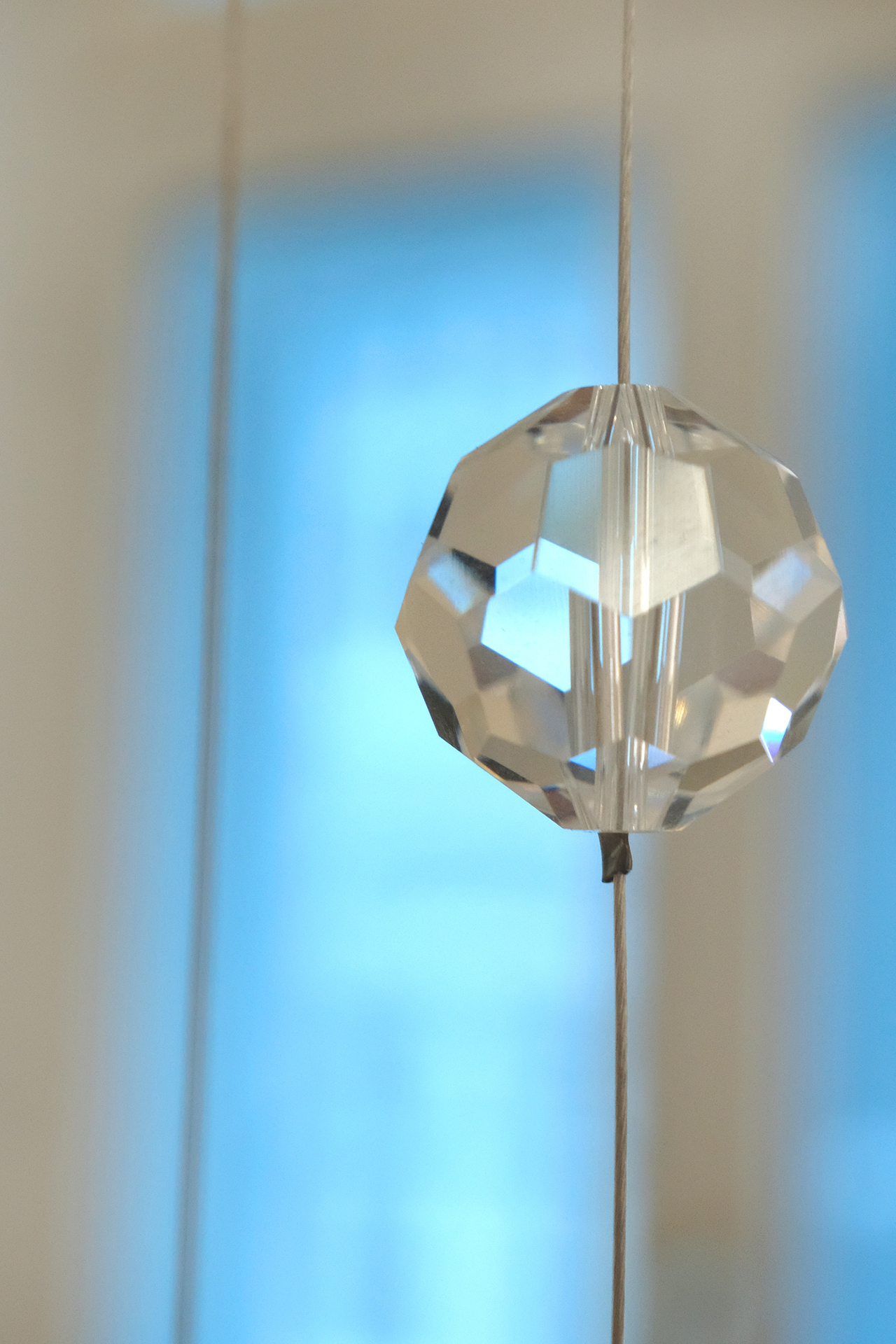 Lena Marie Emrich, "Walk through Series" (detail), 2020, Polished glass pearls, plexiglass, aluminium, 240 x 130 cm x 12 cm and 200 x 100 cm x 12 cm