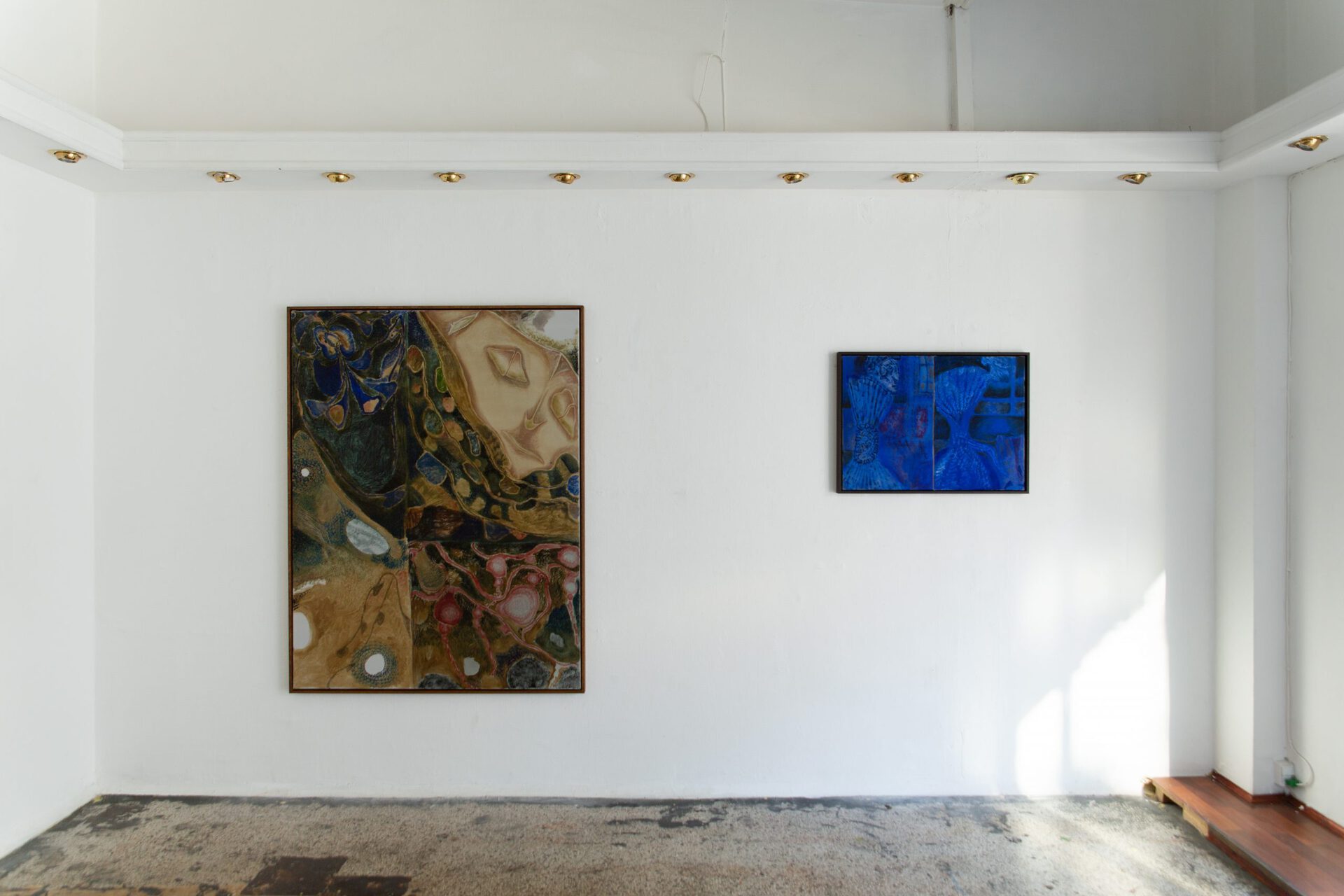 Installation view, ''tired mask of spring''