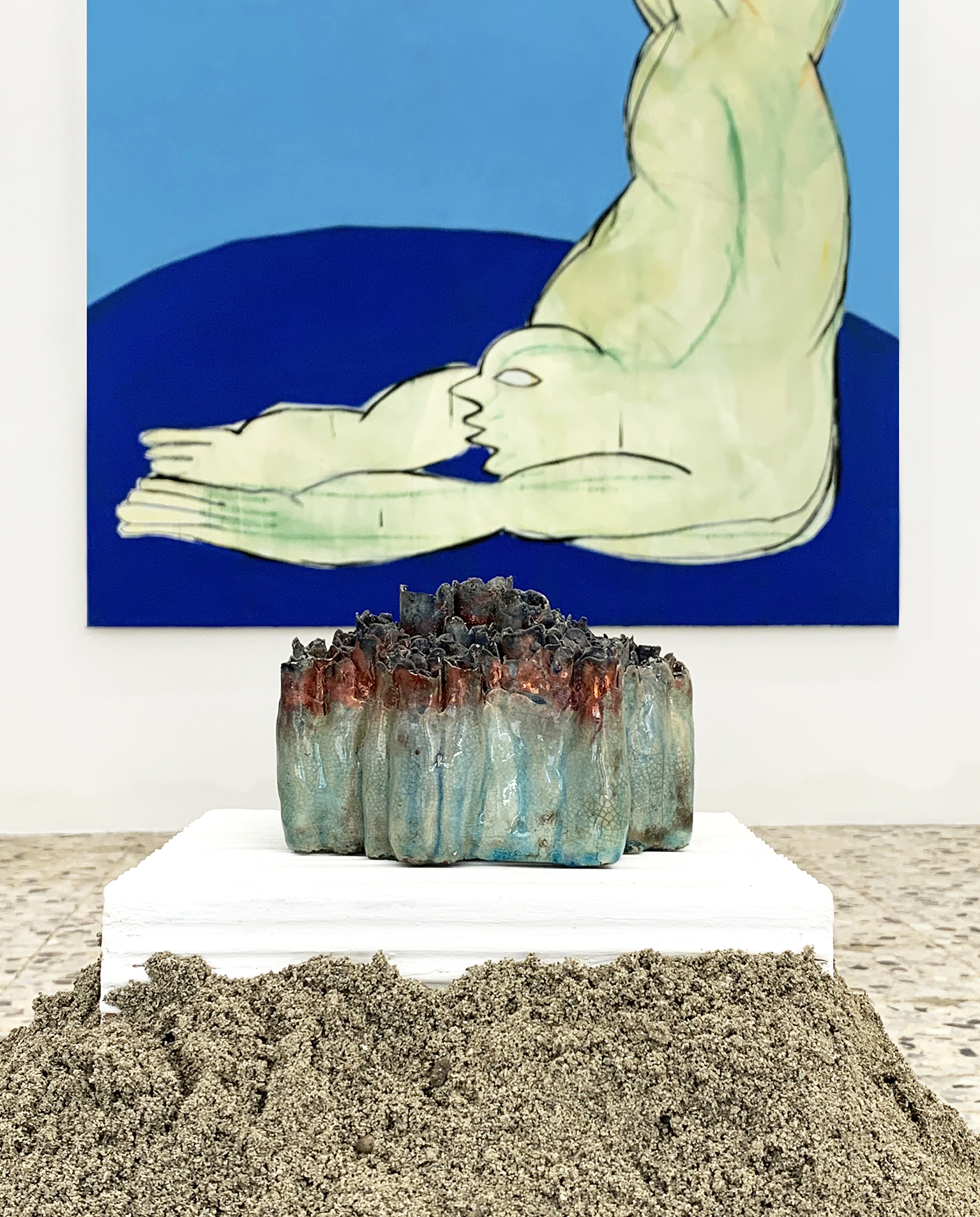 Anastasia Bay, The Diver (background) and Habima Fuchs, The great Ocean continuously creating B, ceramic, 2018