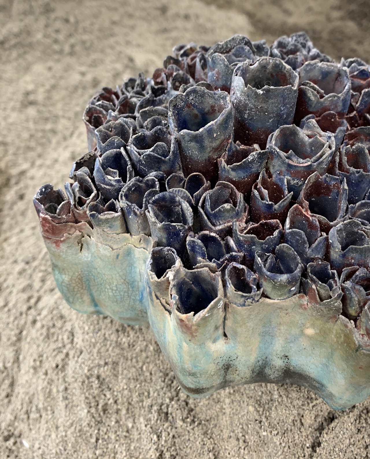 Habima Fuchs, The great Ocean continuously creating B (detail), ceramic, 2018