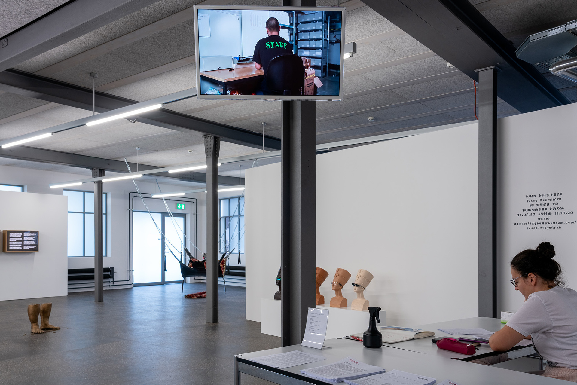 Eat the Museum, installation view, Alte Fabrik, Rapperswil (CH) 2020. Photo: Niklas Goldbach