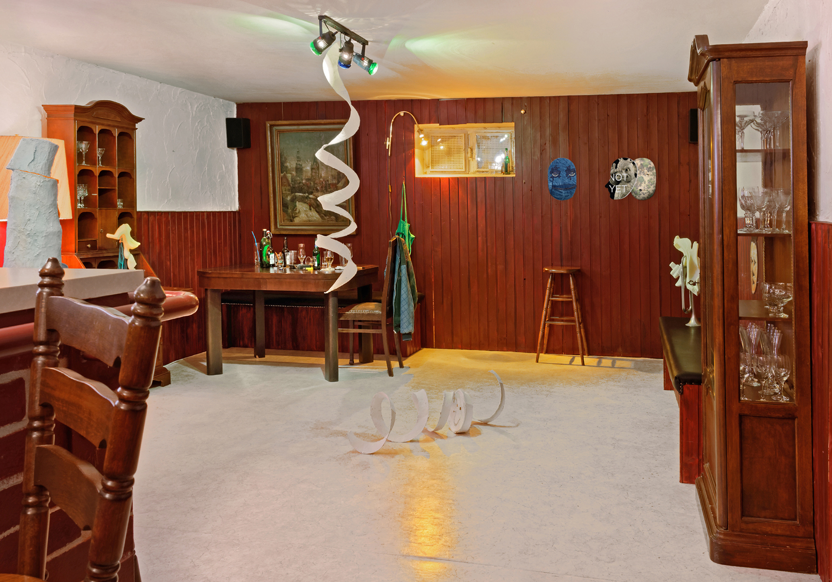 Installation view of "Partykeller"