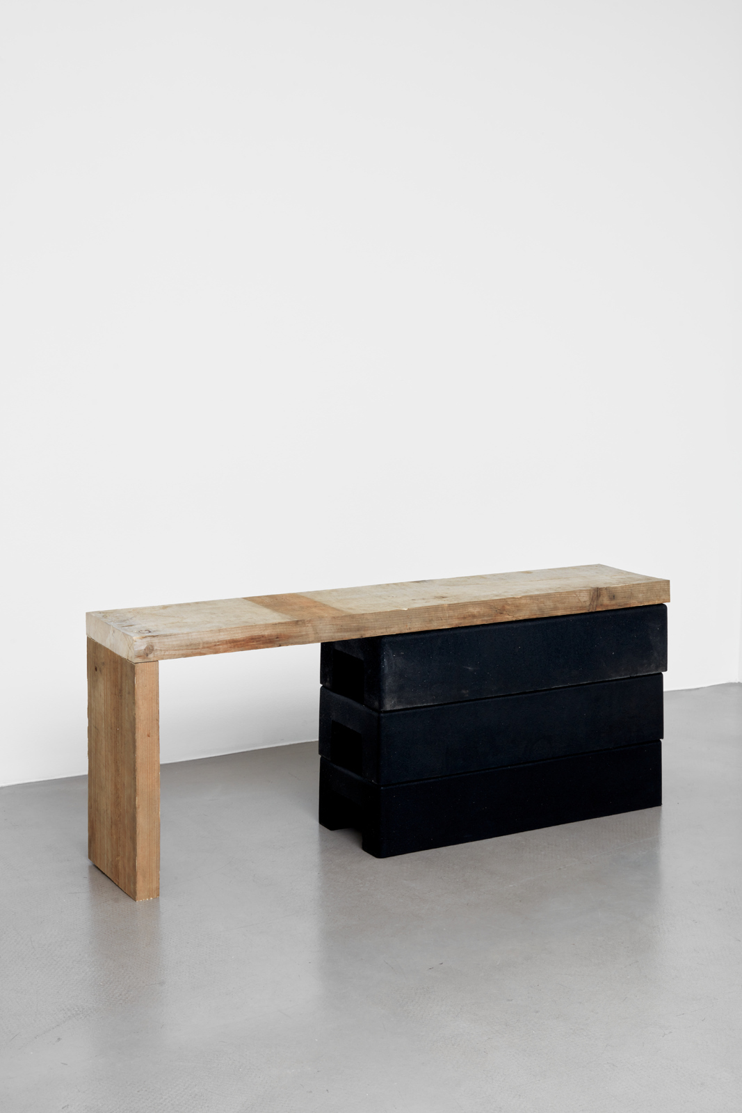 Klara Liden, Untitled (bench), 2020. © Klara Liden, courtesy Sadie Coles HQ, London.