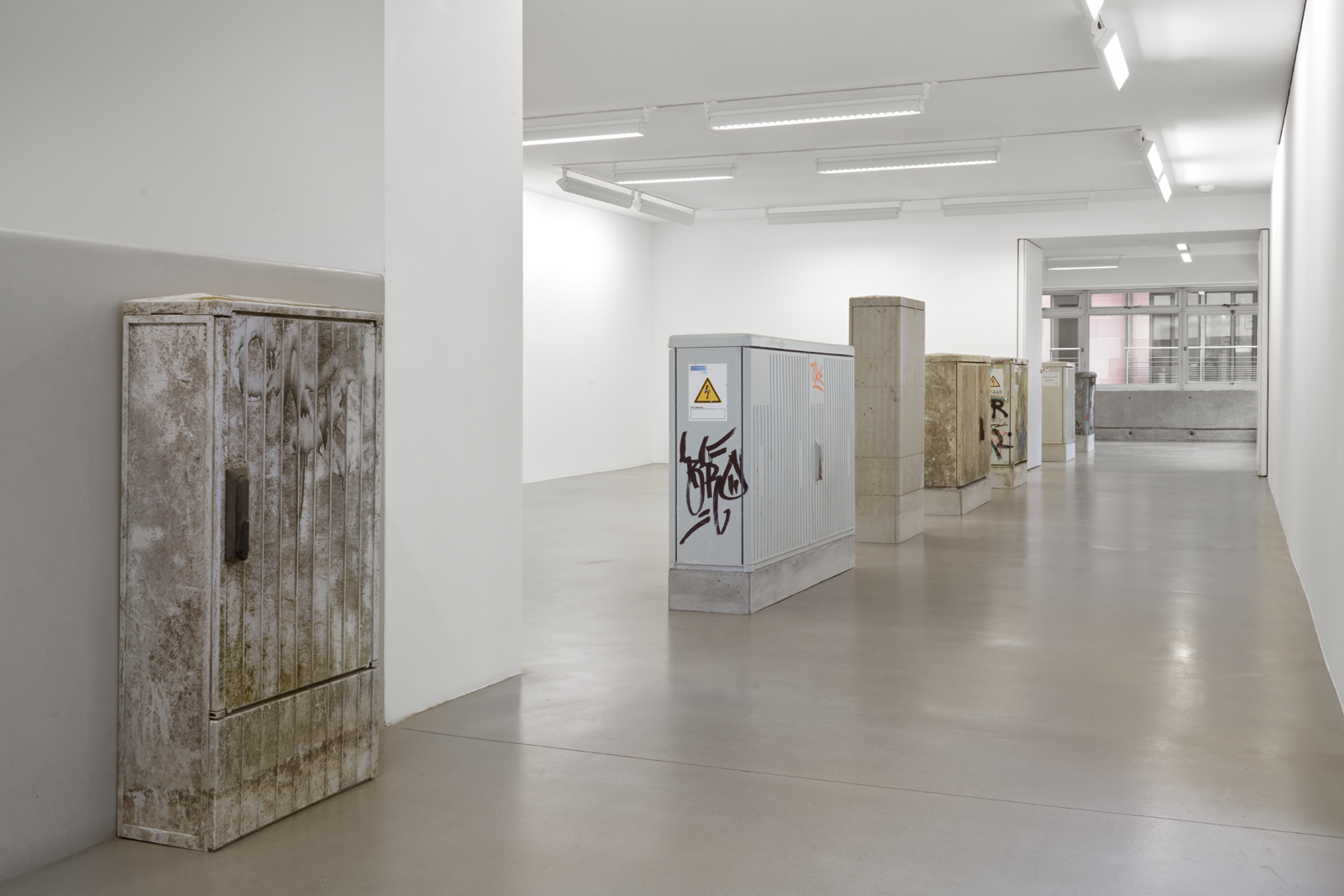 Installation view, Klara Liden, Turn Me On, Sadie Coles HQ, London, 03 September – 24 October 2020. Credit: © Klara Liden, courtesy Sadie Coles HQ, London.