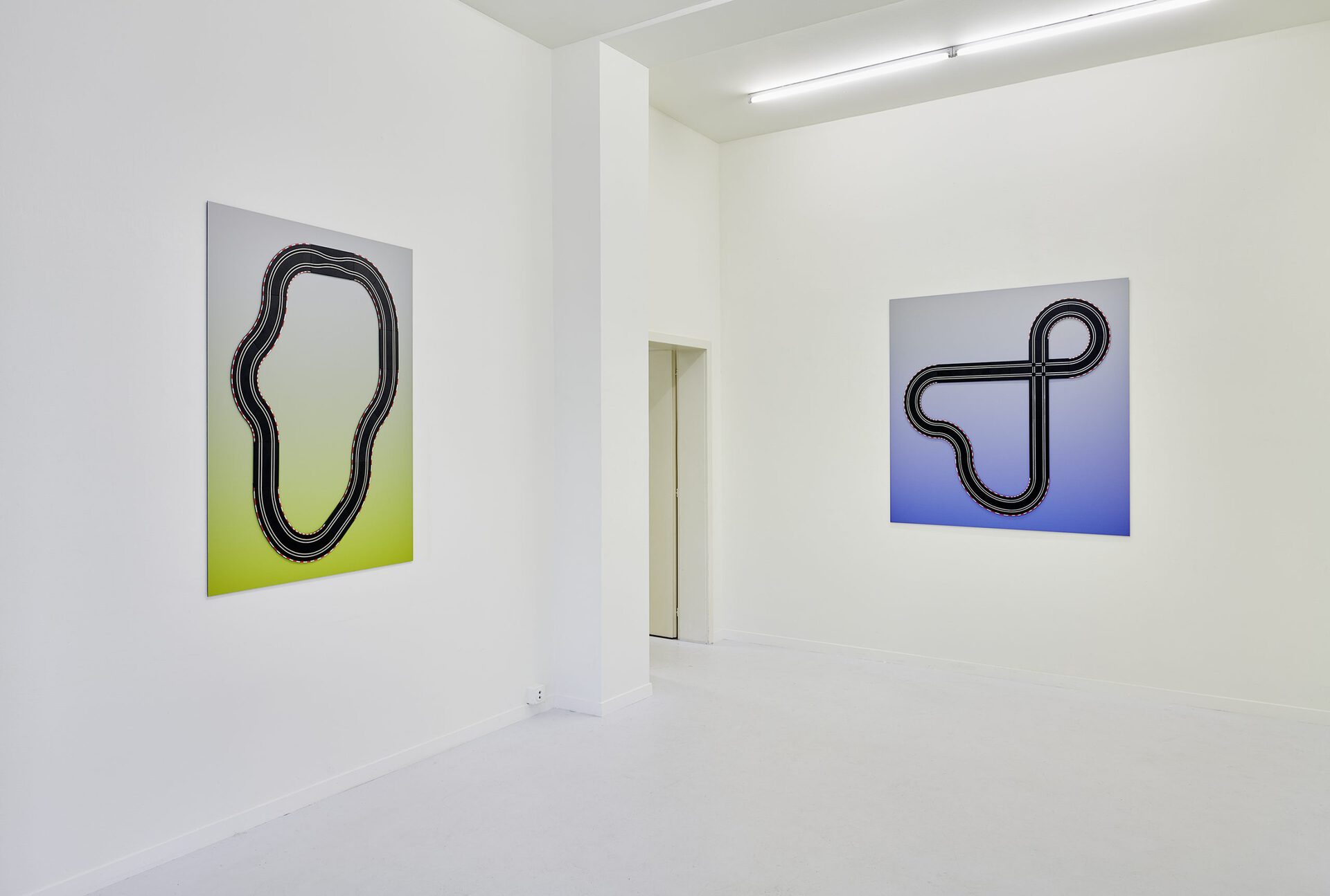 Malte Bartsch, Carriere (dass sie nicht ist, was sie nicht ist), 2020, UV-Print, anodized aluminum, Carrera track 145 x 142 cm