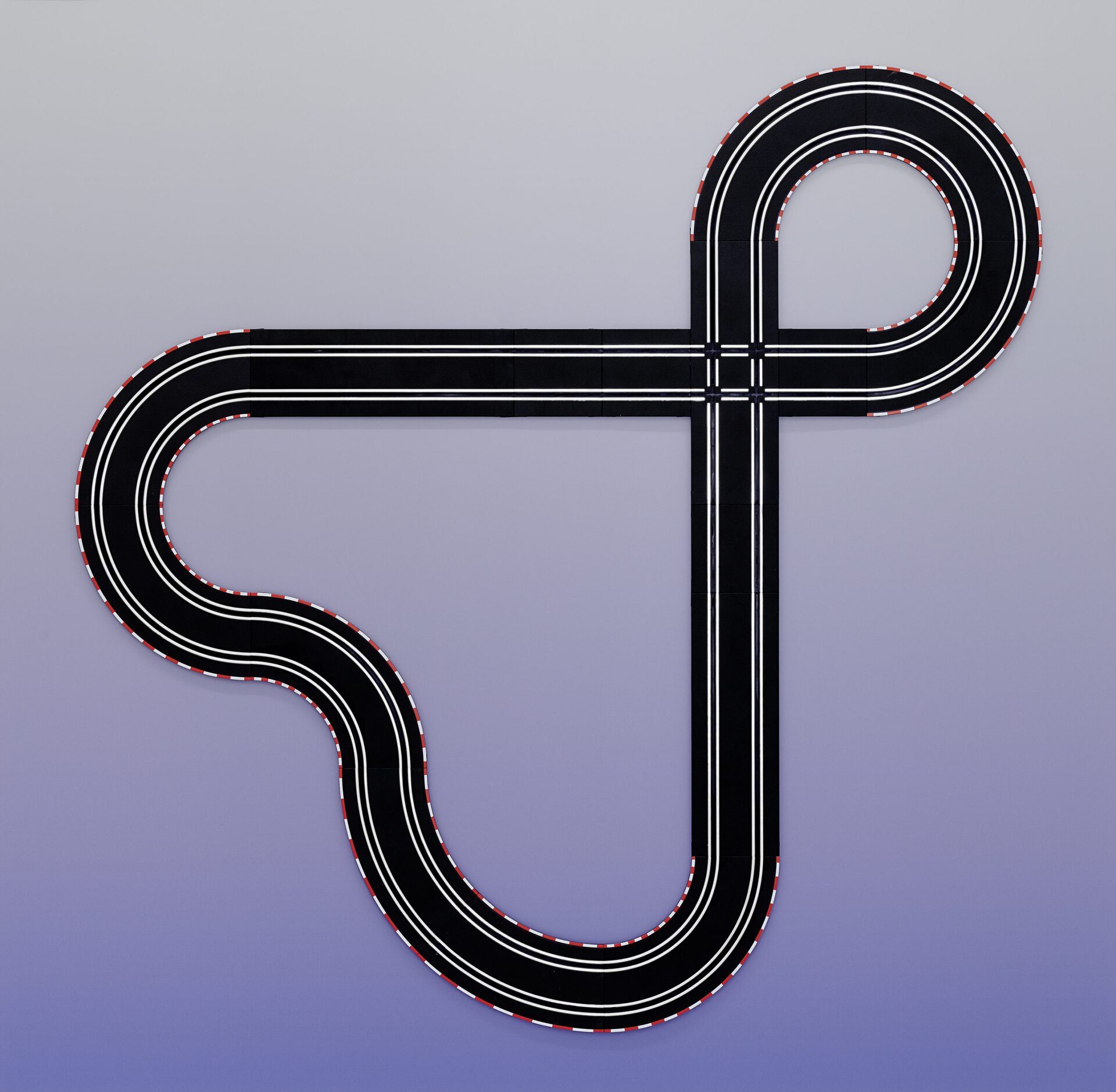 Malte Bartsch, Carriere (dass sie nicht ist, was sie nicht ist), 2020, UV-Print, anodized aluminum, Carrera track 145 x 142 cm