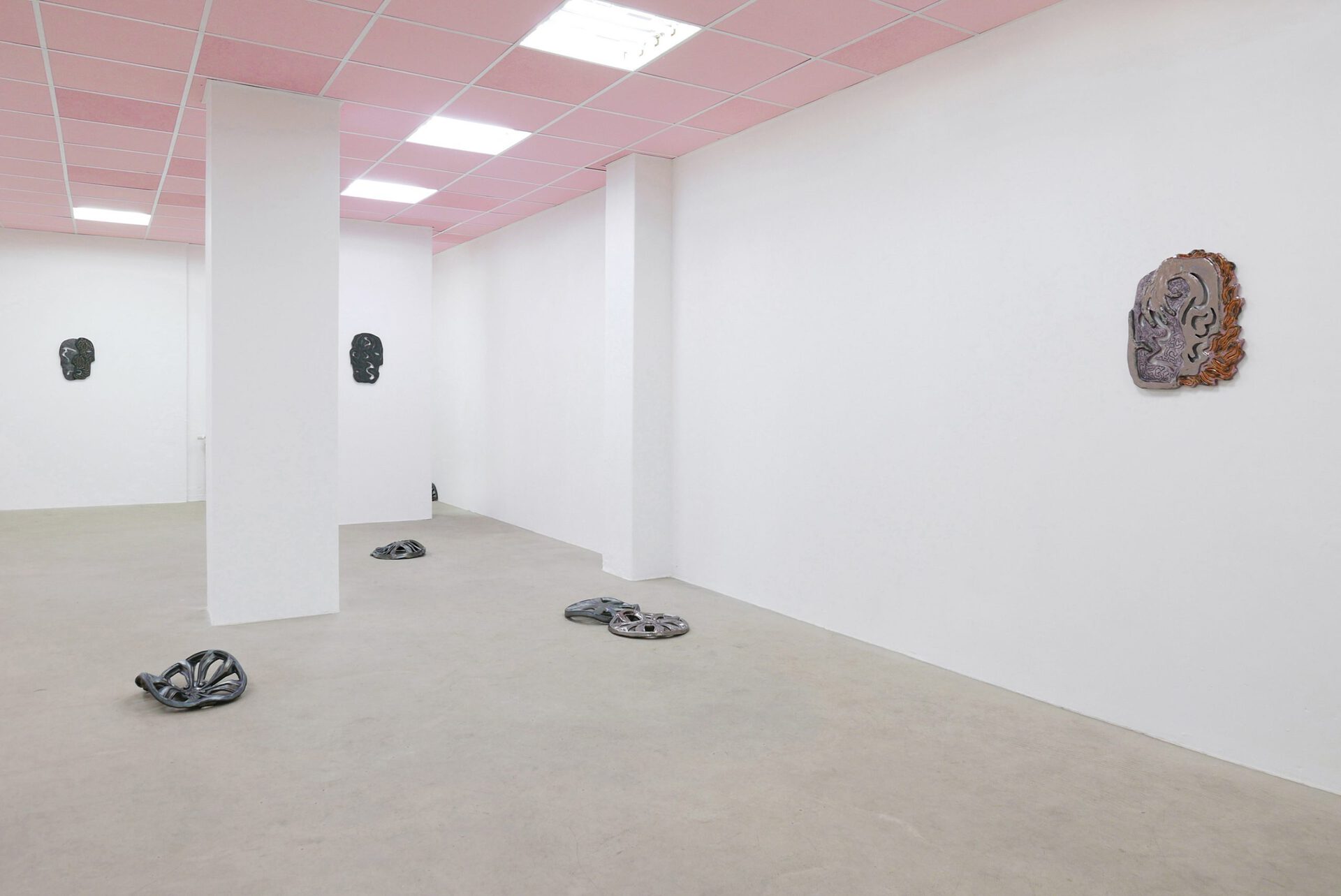 Monika Grabuschnigg, liquified desires, I speed so far, Galerie Stephanie Kelly, 2020, installation view right