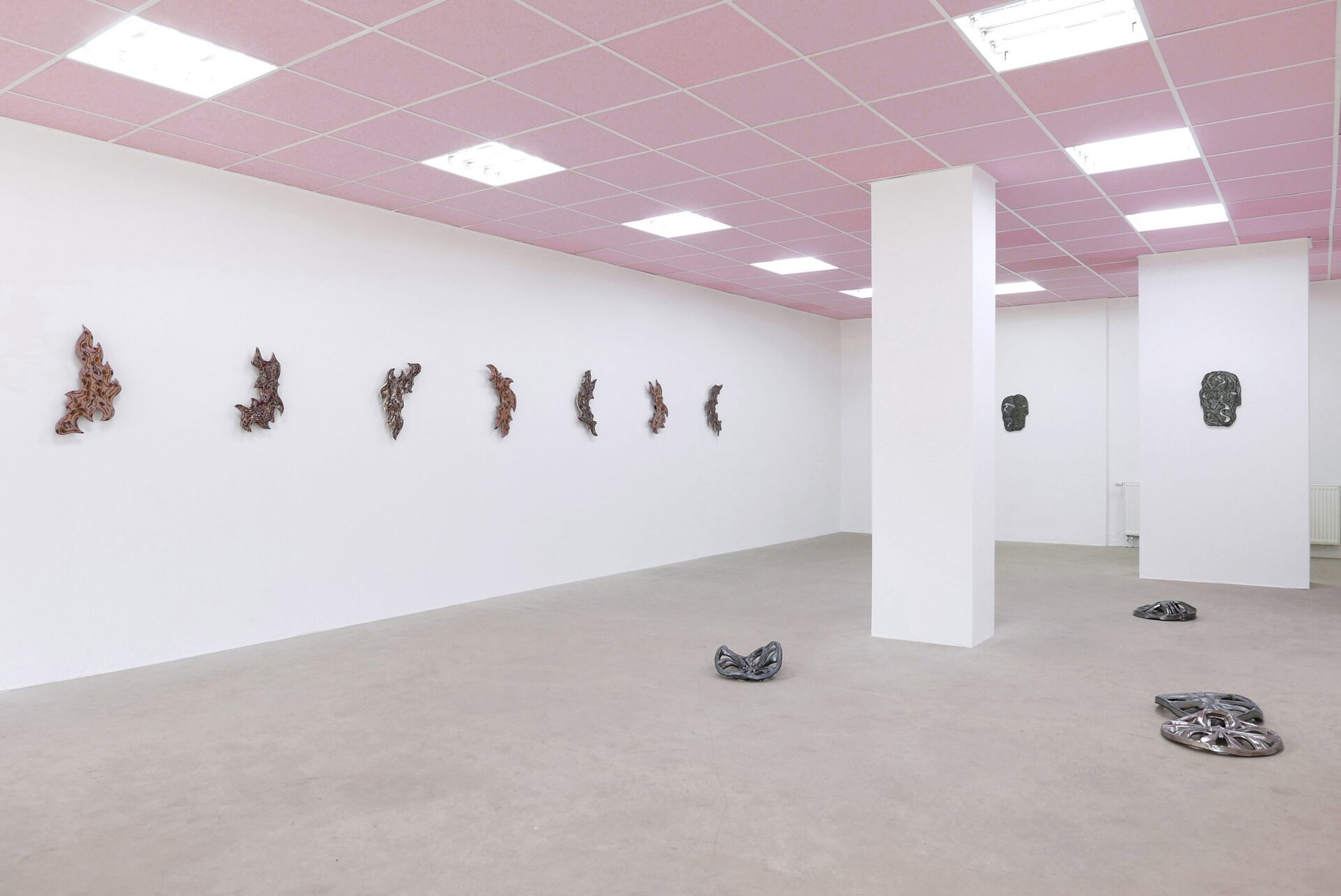 Monika Grabuschnigg, liquified desires, I speed so far, Galerie Stephanie Kelly, 2020, installation view left
