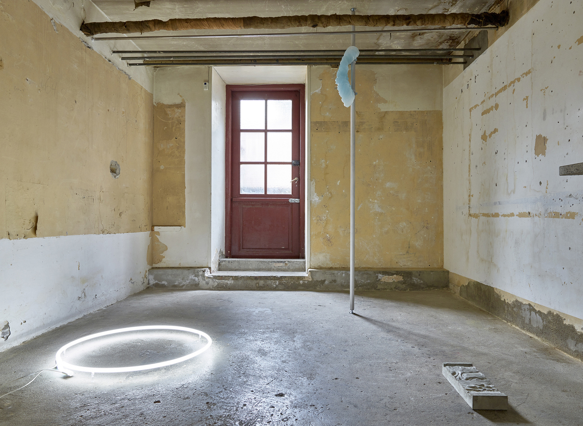 Cecilie Skov, Piecing Breezes, Installation view.