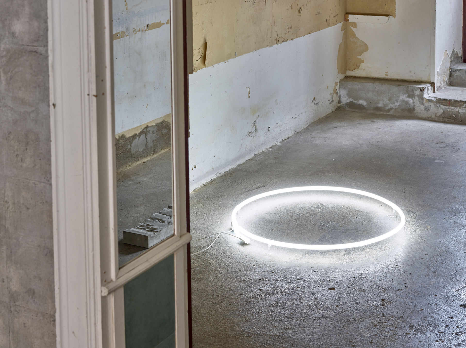 Cecilie Skov, Piecing Breezes, Installation view.