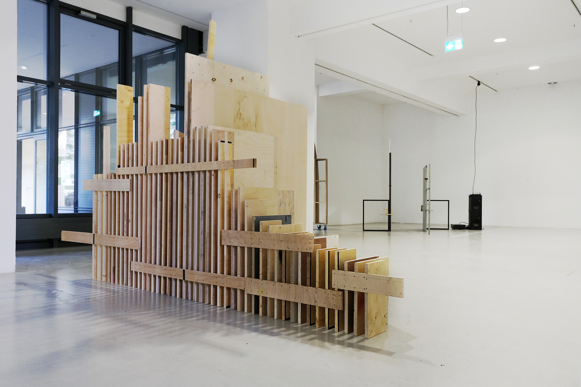 Stephan Engelke, Sven Fritz, Marku Zimmermann Situation I - Halbraum, Installation View