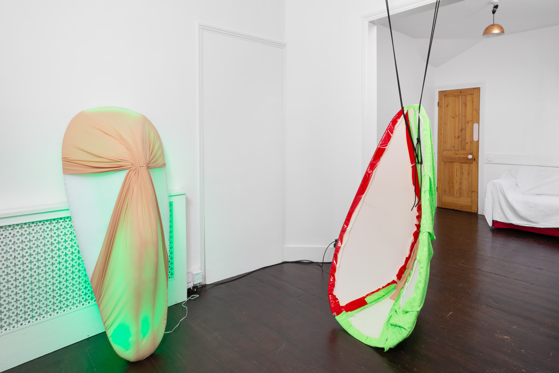 Daphne Ahlers - Depressions installation view 4