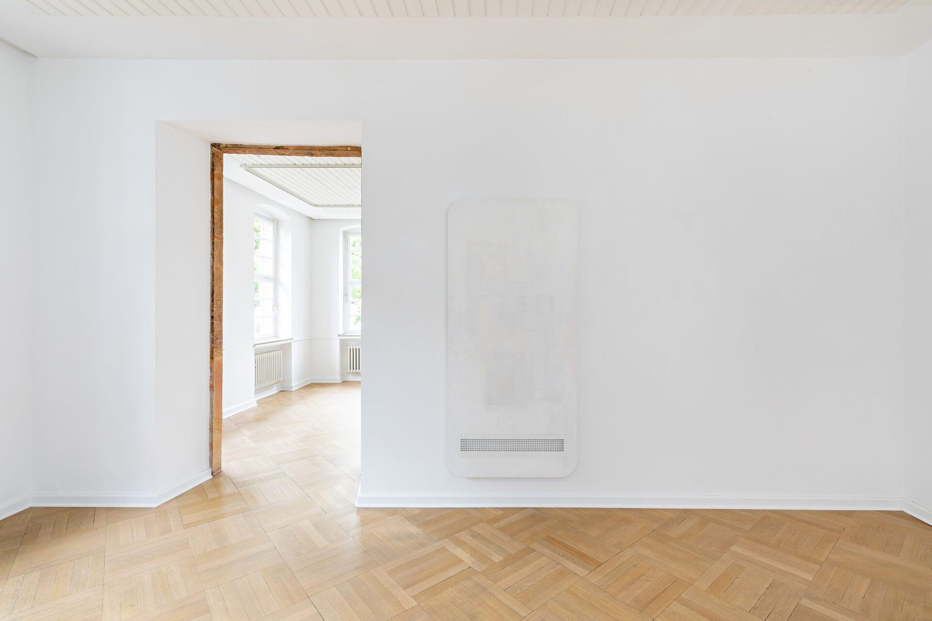 Leda Bourgogne Ghost, 2018 Ausstellungsansicht / Exhibition view THE IMMANENT HORIZON Kunstverein Bielefeld, 2020 Photo: Fred Dott