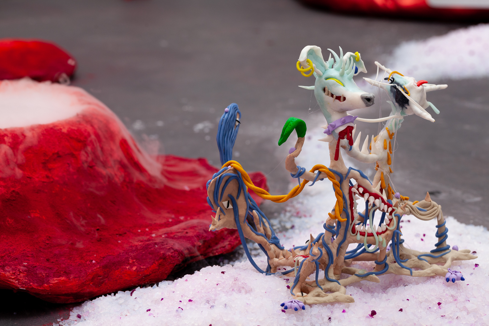 Katarzyna Olma & Sam Balfus, Thoughts soup, 2020, polymer, 30x30x20 cm