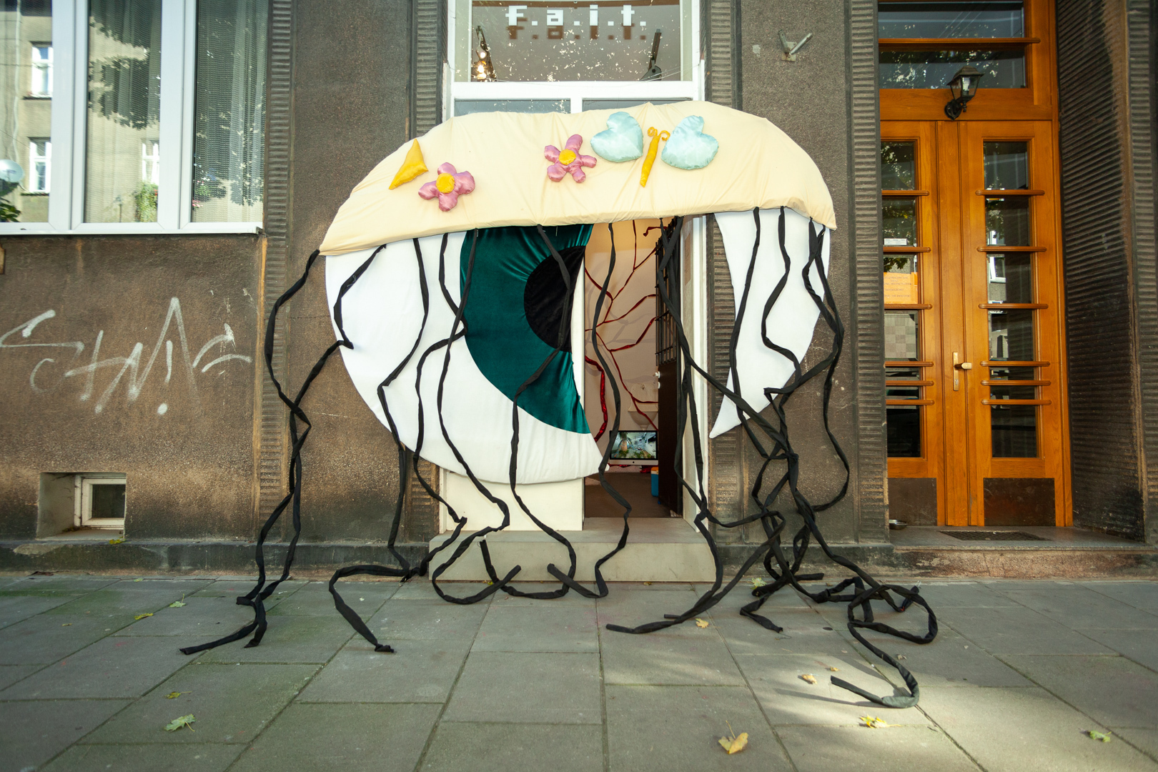 Olma, Grzybacz, Tochman, exhibition view