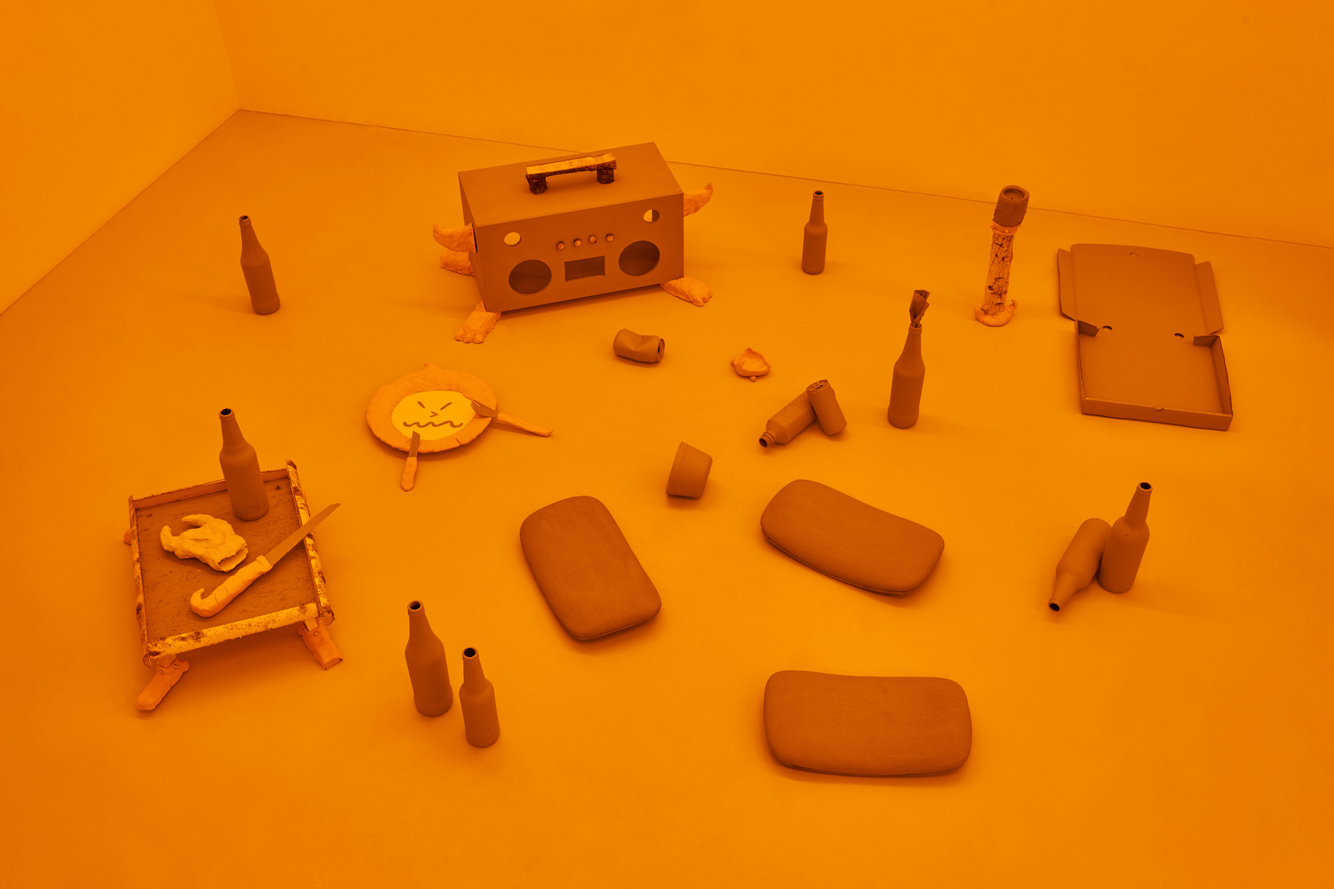 Parasite 2.0, Architecture parlante, 2020, Instalation, variable dimensions