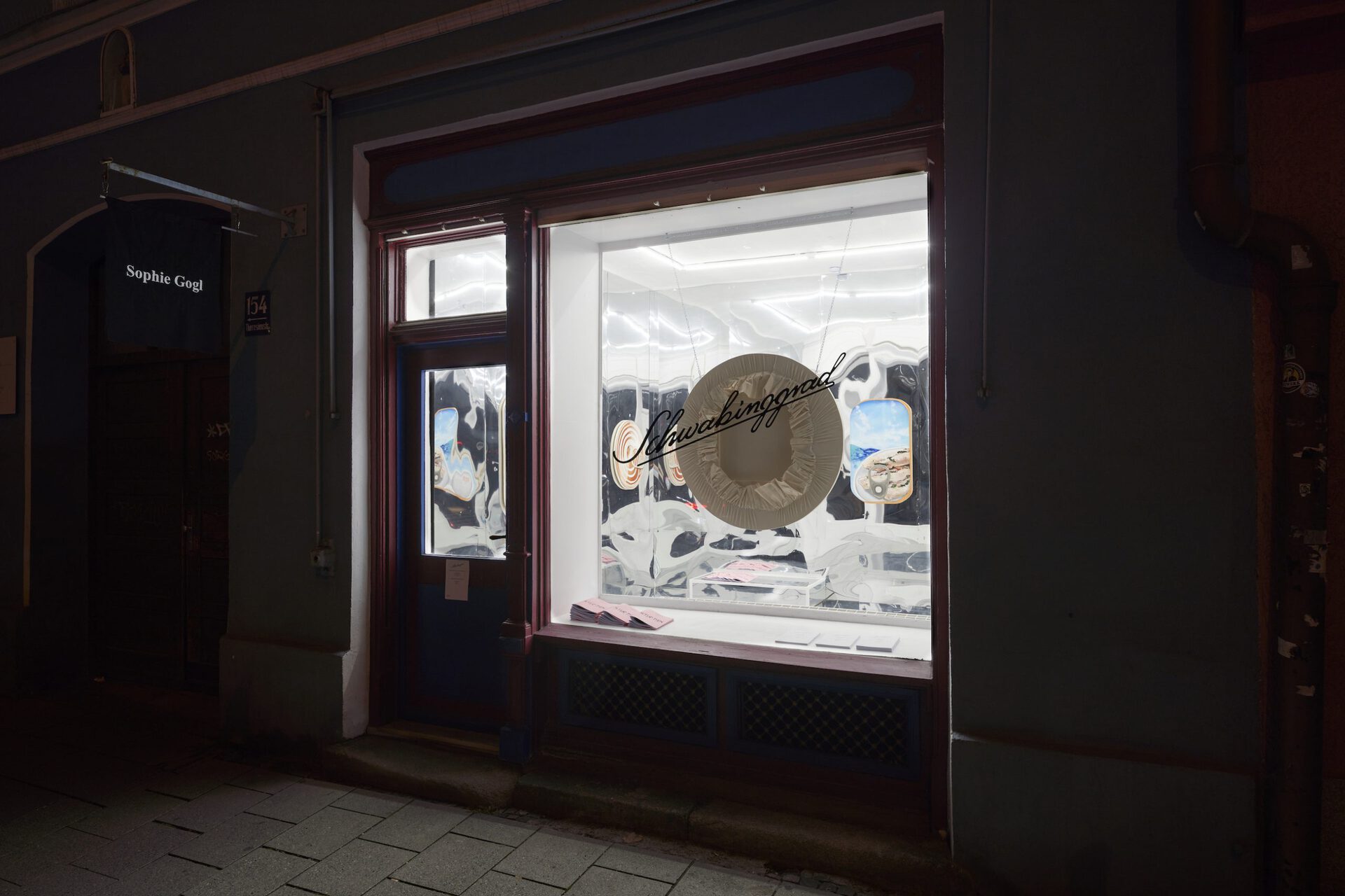 Sophie Gogl - She Brings The Pain - exhibition view