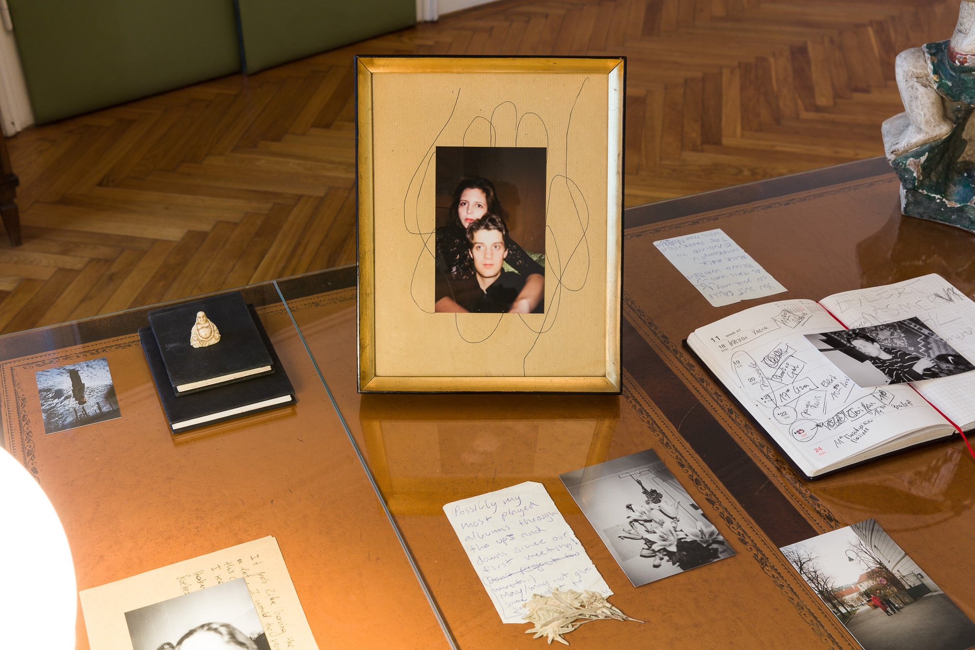Installation view, Eilert Asmervik and Anaïs Horn: How do you feel about “Louˮ? at SOPHIE TAPPEINER Garnisongasse, 2020, photo: Kunst-Dokumentation.com