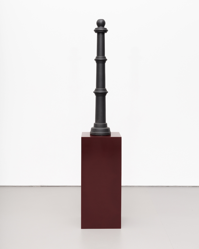 Marte Eknæs, Bollard (Berlin 1), 2020, powder coated steel bollard, MDF, epoxy, h= 159 cm (bollard: 89 x 17 cm; plinth: 70 x 30 x 30 cm)