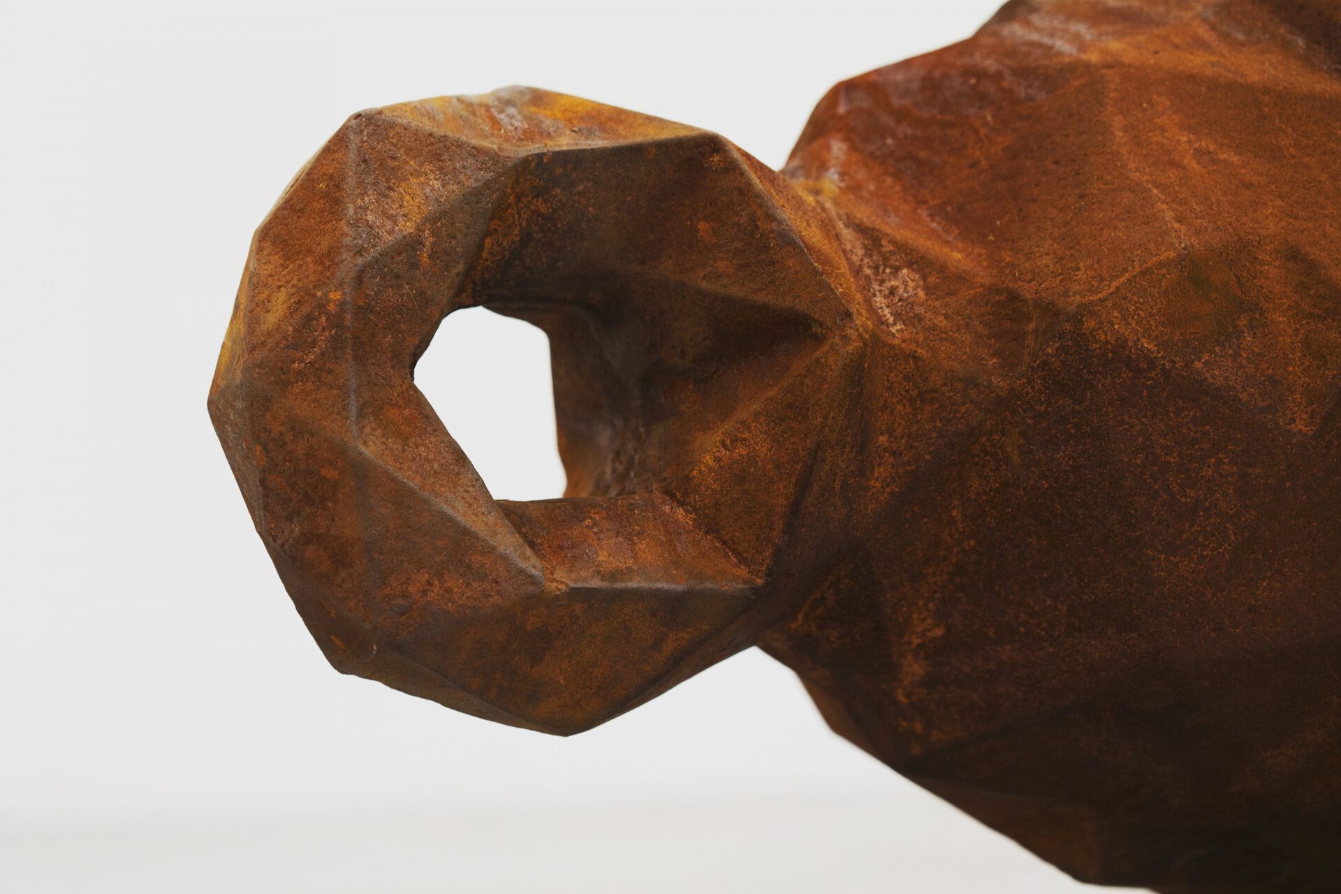 Stefan Strumbel ZAPFEN ROST, 2020 cast iron rusted 152 x 40 x 40 cm2020 cast iron rusted 152 x 40 x 40 cm