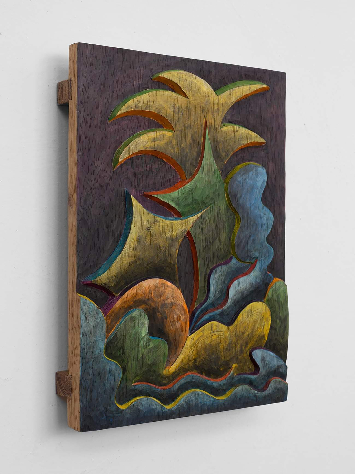 Alejandra Venegas, Isla, Carved relief on white cedar wood, gouache and oil, 35 x 24.5 cm, 2020.