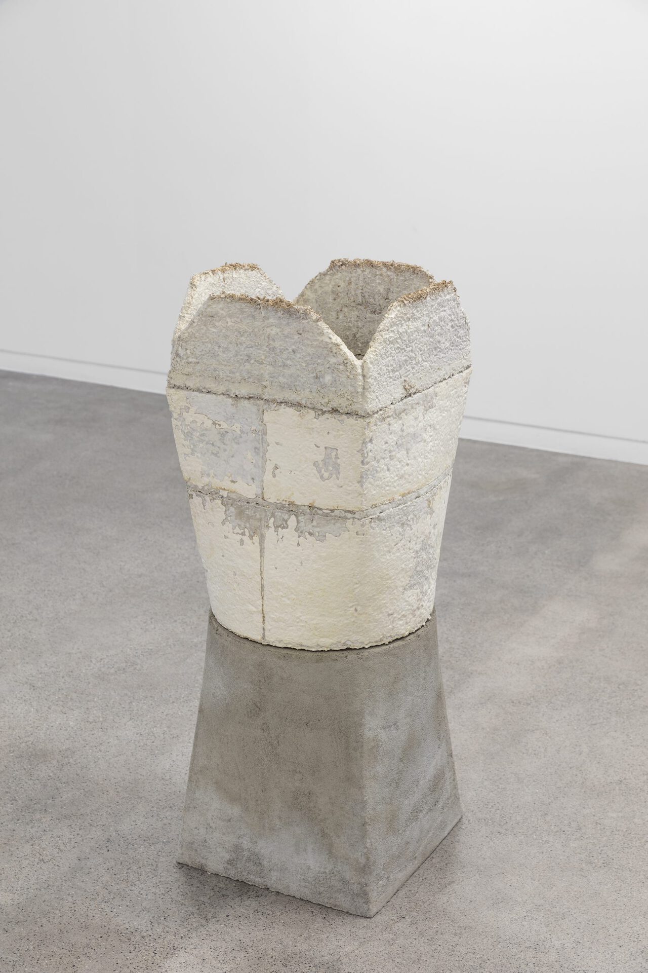 Johanne Hestvold, Isolation (The Humble Administrator's Garden), 2021, Mycelium composite and reinforced concrete, 110 x 43 x 42 cm