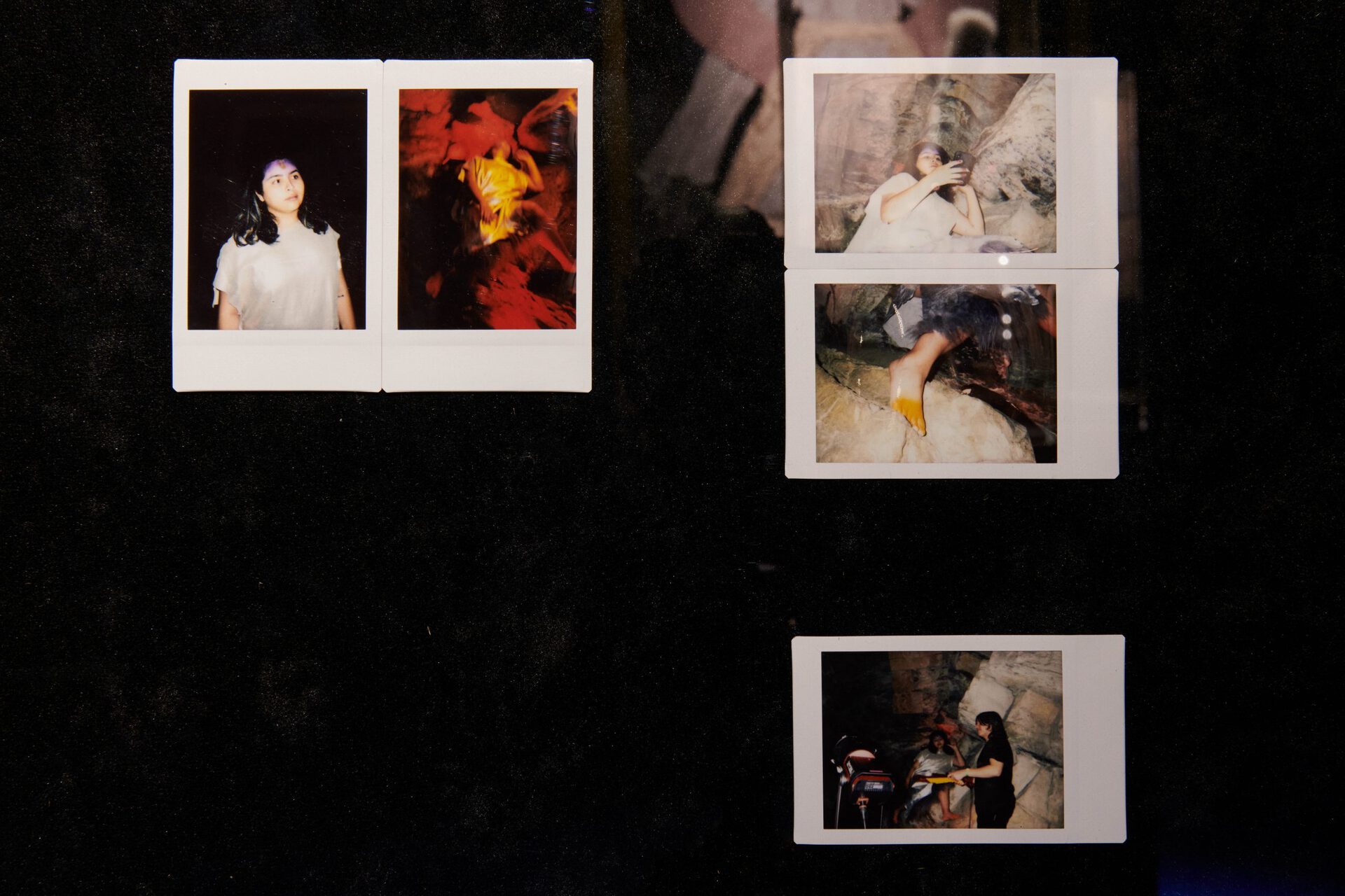 Giulia Essyad, Ser costume created by Loren Kagny for Ser Serpas (detail), "A Selene Blues", 2020. Photo Guillaume Python. Courtesy of Fri Art Kunsthalle