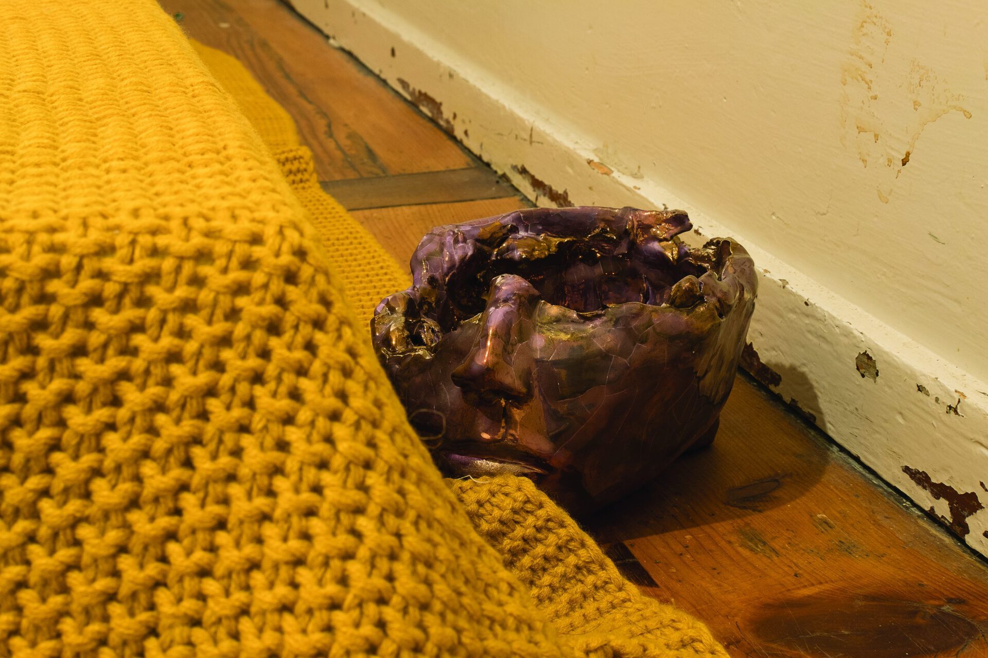 Robert Brambora, Untitled, 2020, ceramic, copper glaze, epoxy resin, 11 x 16 x 20 cm