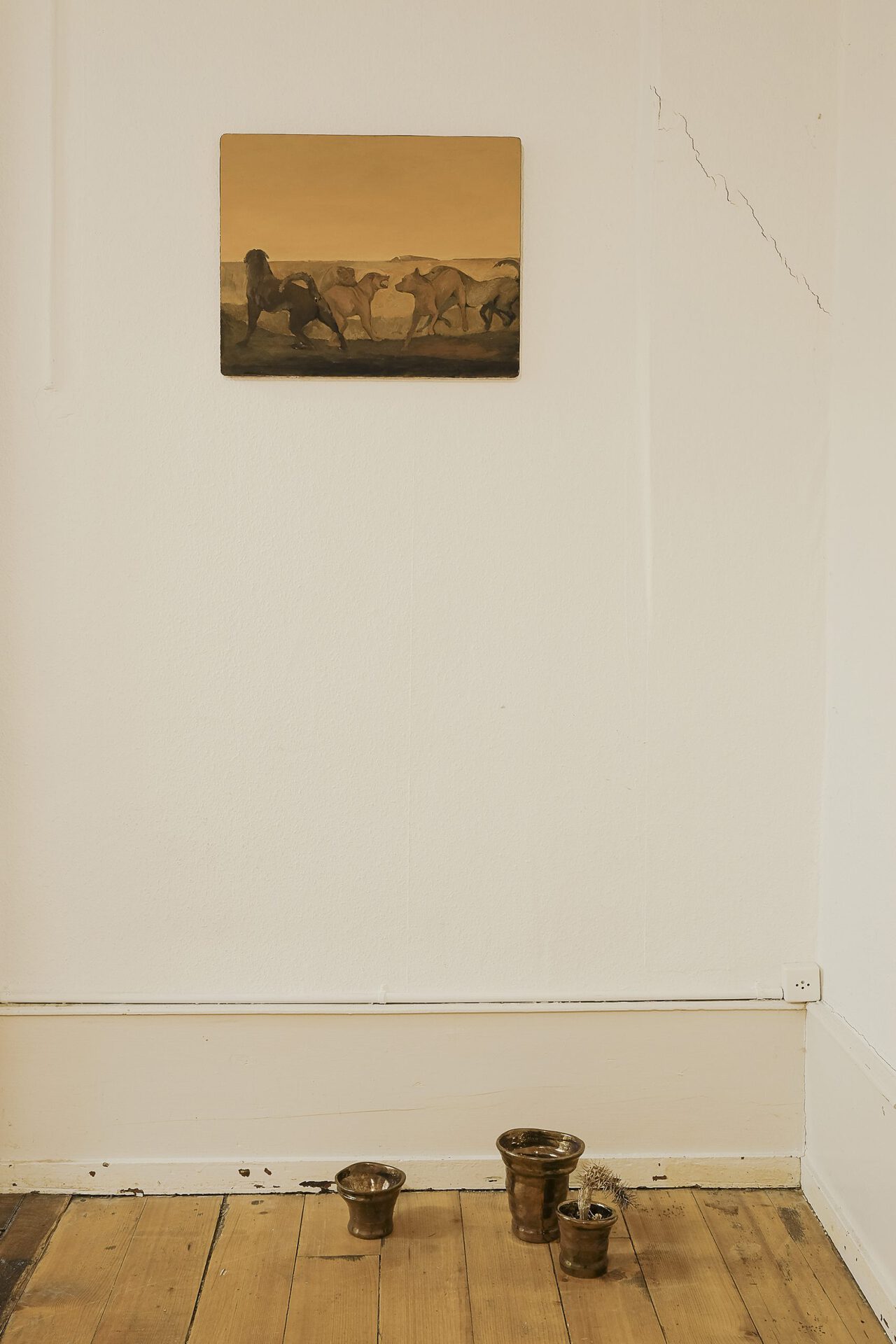 On the wall: Robert Brambora, Untitled, 2020, oil on wood, copper, 40 x 50 cm / On the floor: Untitled, 2020, ceramic, copper glaze, various dimensions