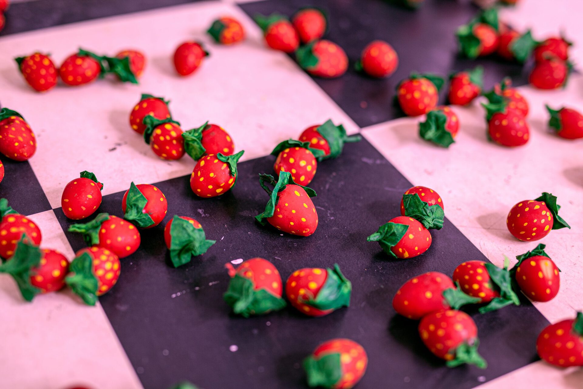 Strawberry’s: playdough, cotton, rubber latex, acrylic paint, 2021