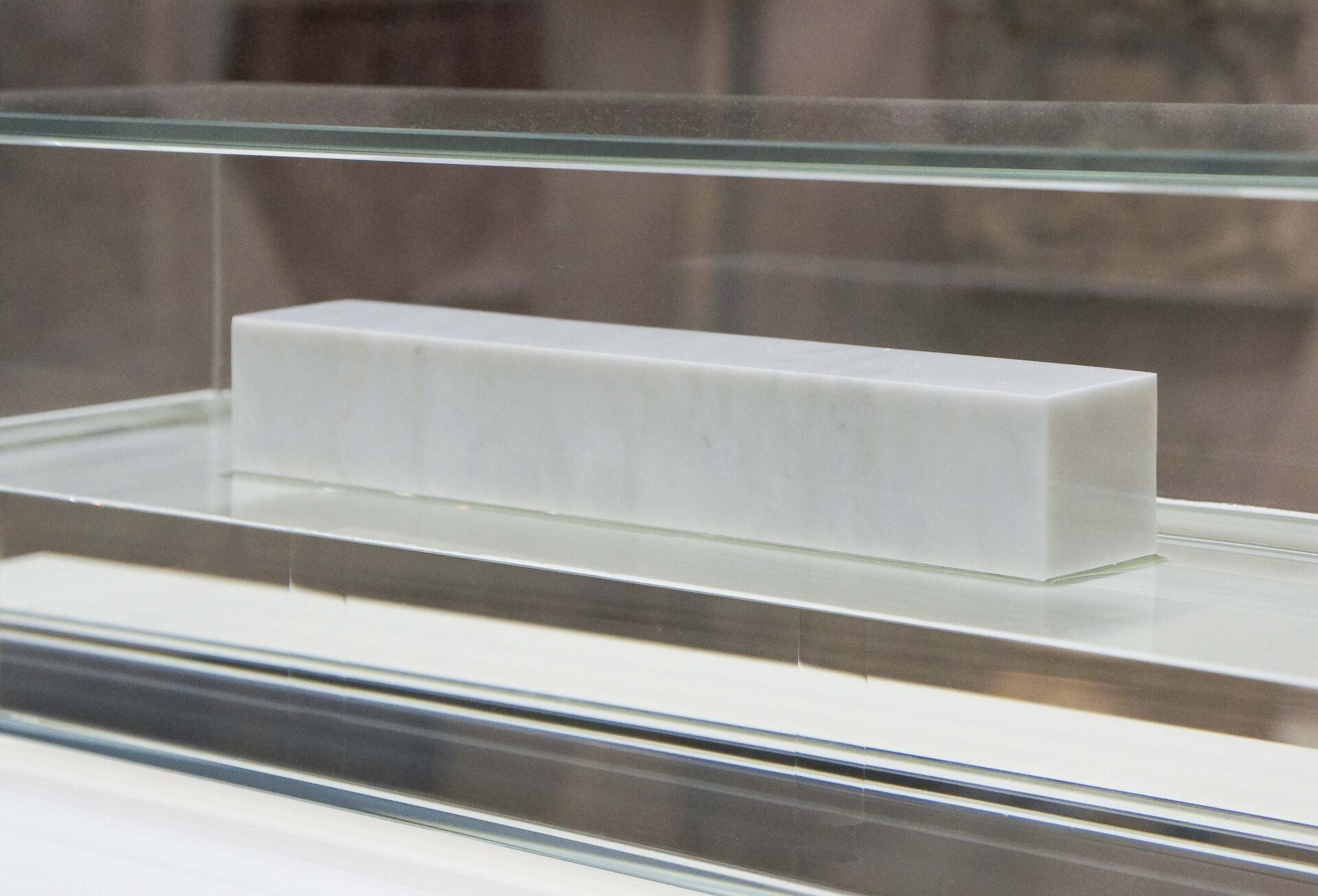 Exhibition and Storage Unit No.2 (Functional Pedestal Series), (09-27-2020 composition: marble / Position 0-0), 2020 Medium, polyurethane, extra white glass, glycerin, borosilicate glass, marble 80 x 80 x 40 cm (Details)