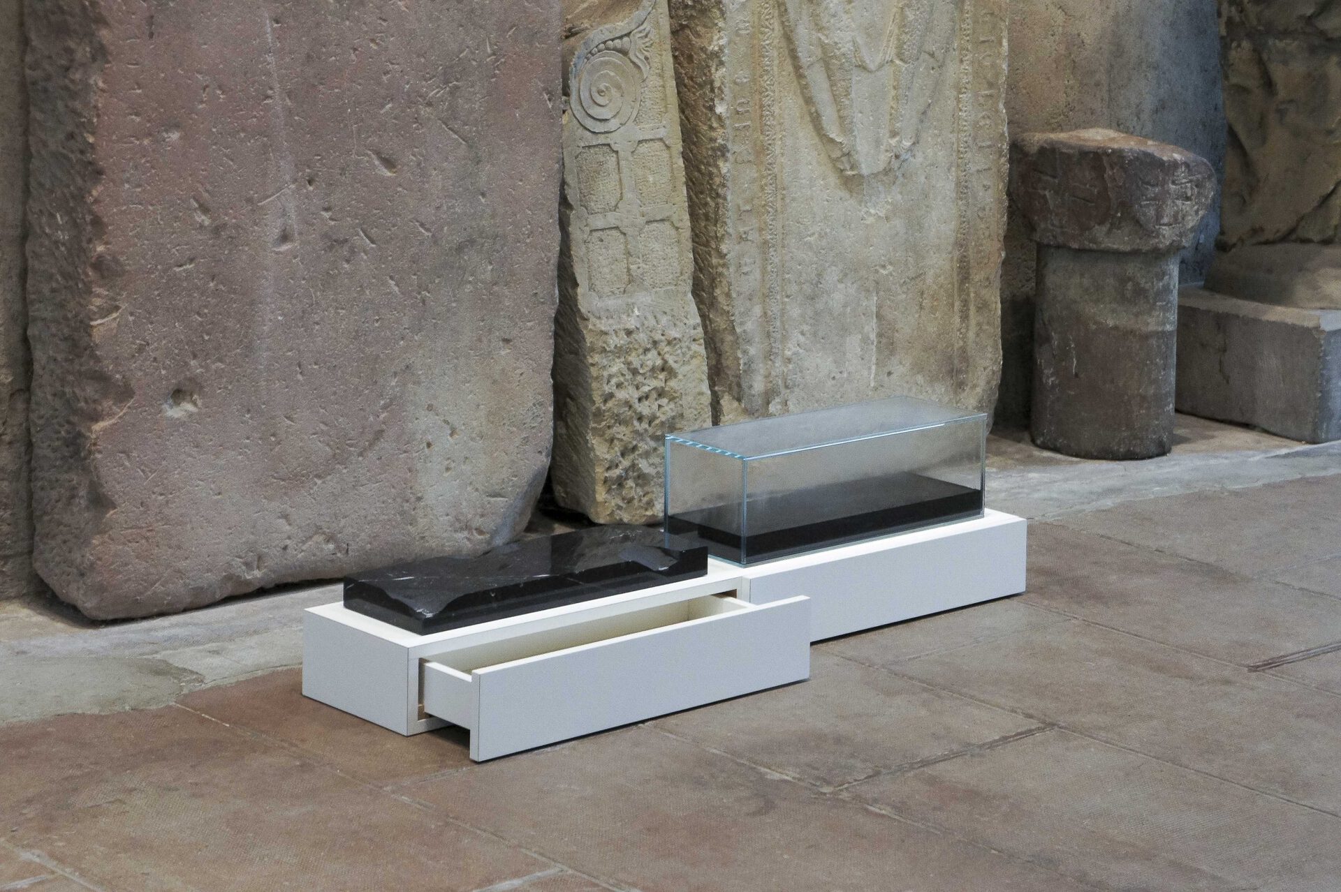 Exhibition and Storage Unit No.7 (Functional Pedestal Series), (09-27-2020 composition: marble, extra white glass, acrylic / Position 1-0), 2020 Medium, marble, extra white glass, acrylic 34 x 139,5 x 42,7 cm