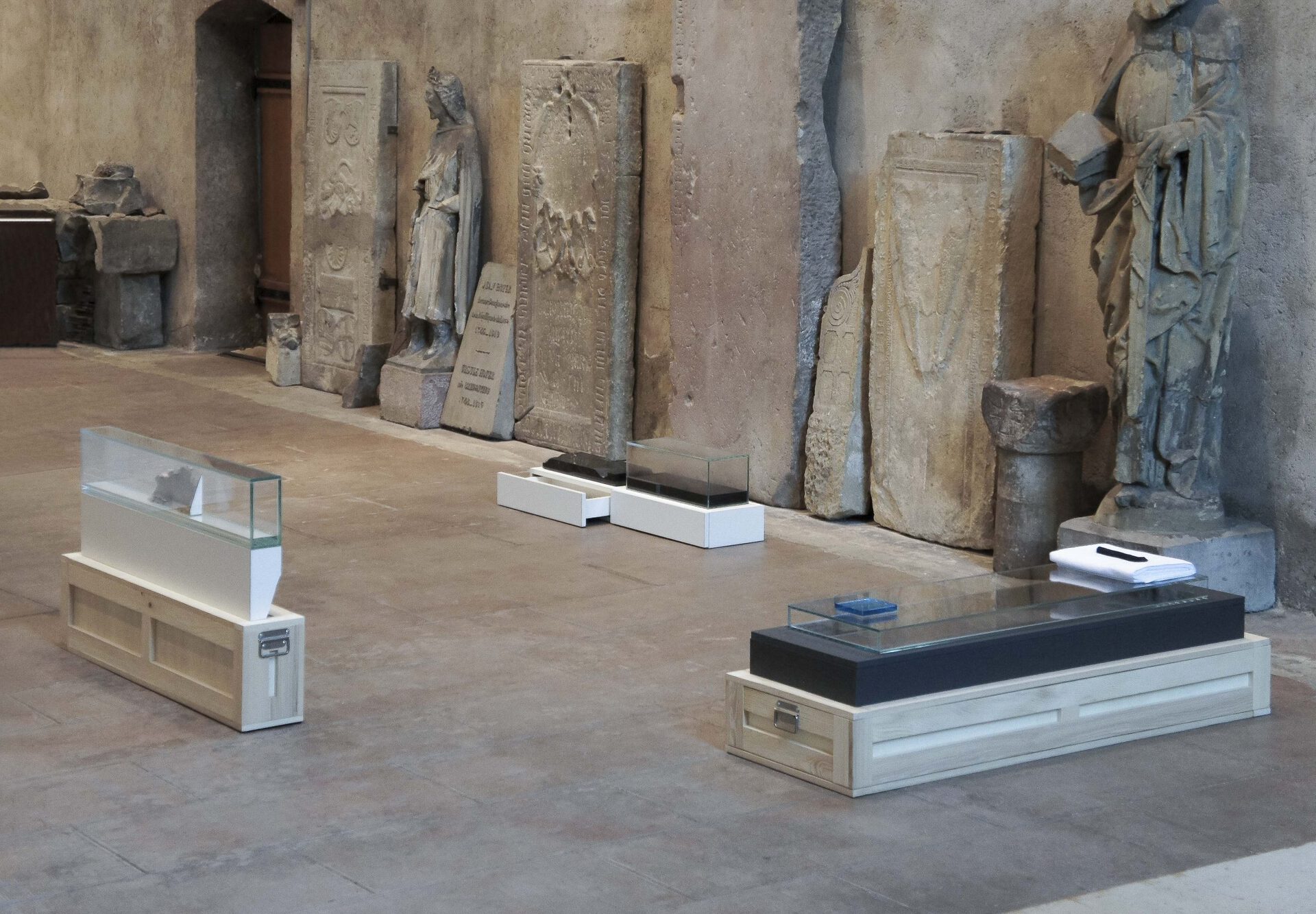 General exhibition view 2