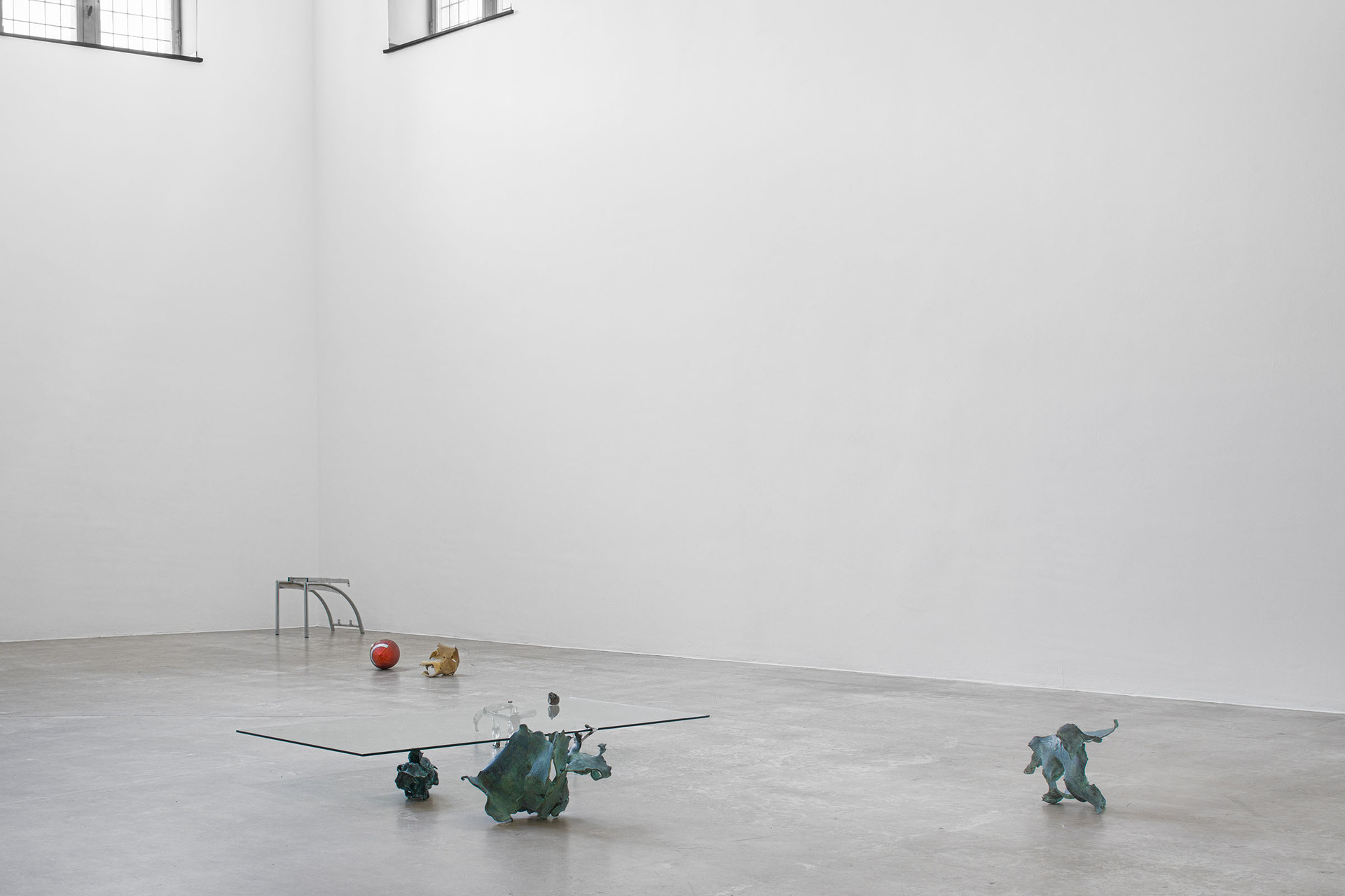 Maarten Van Roy, Installation view Black Hole, Blind Spot, Dead Angle, 2021