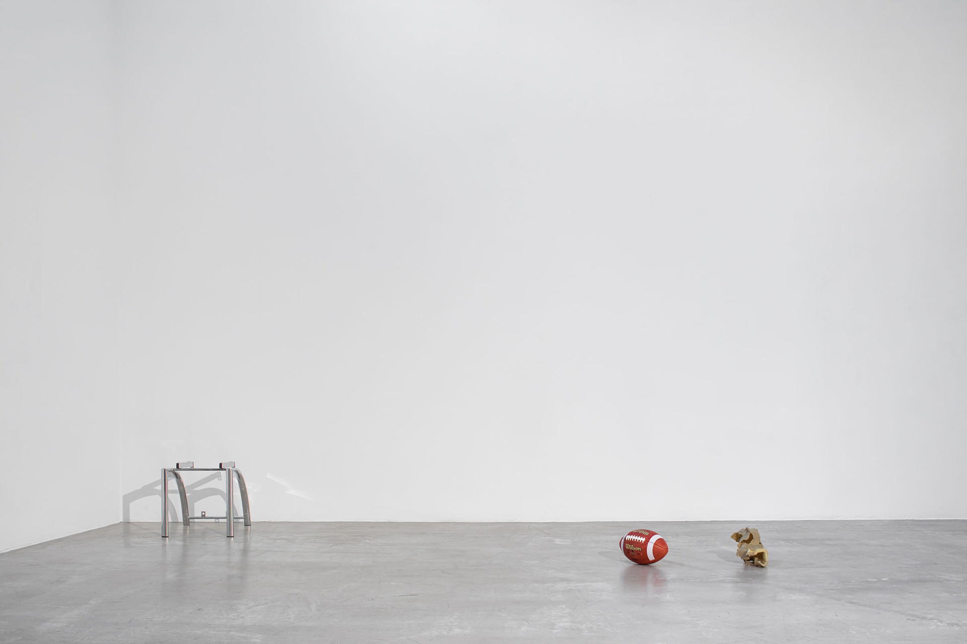 Maarten Van Roy, Installation view Black Hole, Blind Spot, Dead Angle, 2021